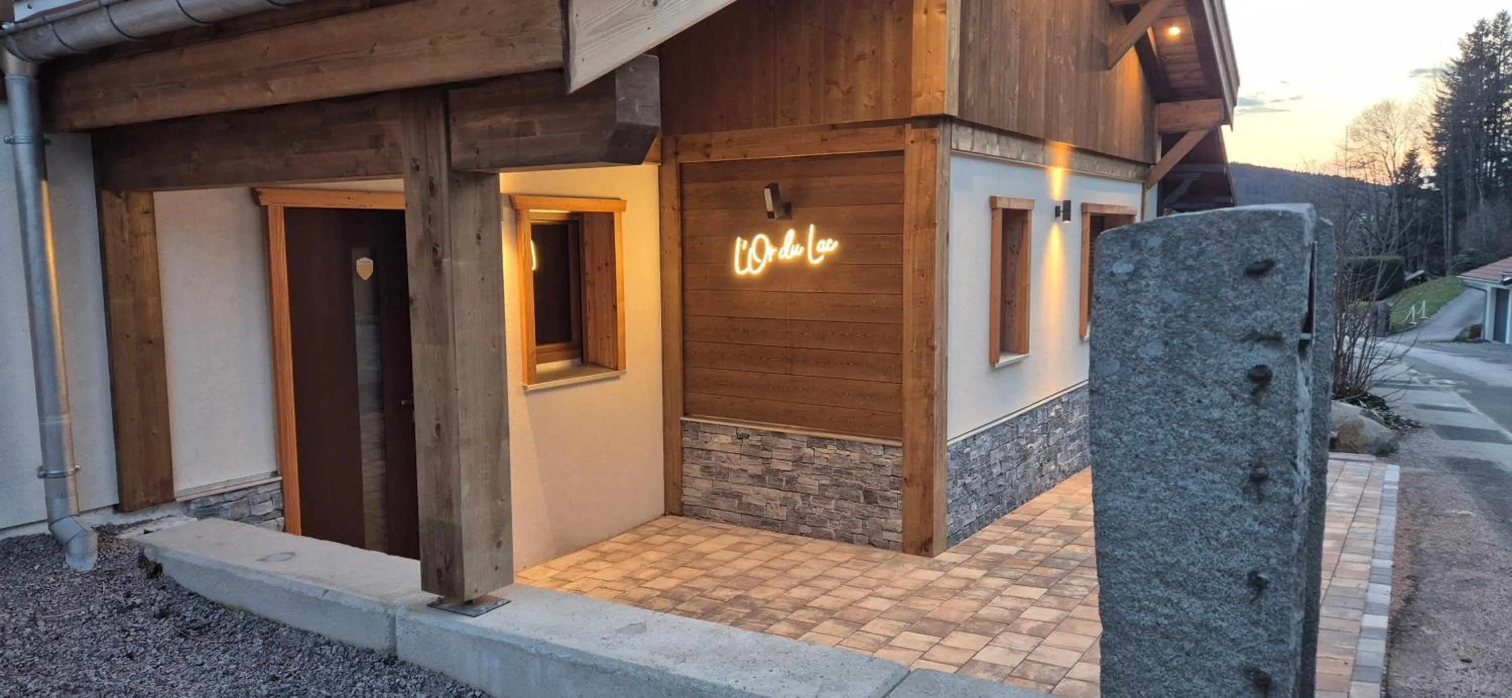 Lobby or reception in L'Or du Lac