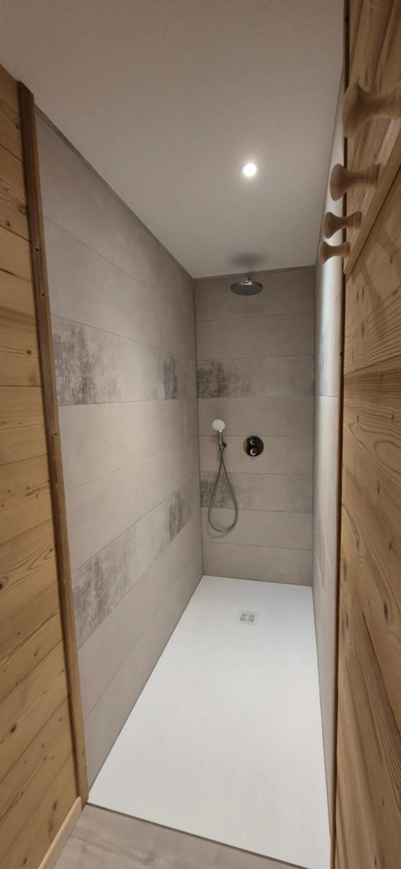 Shower in L'Or du Lac