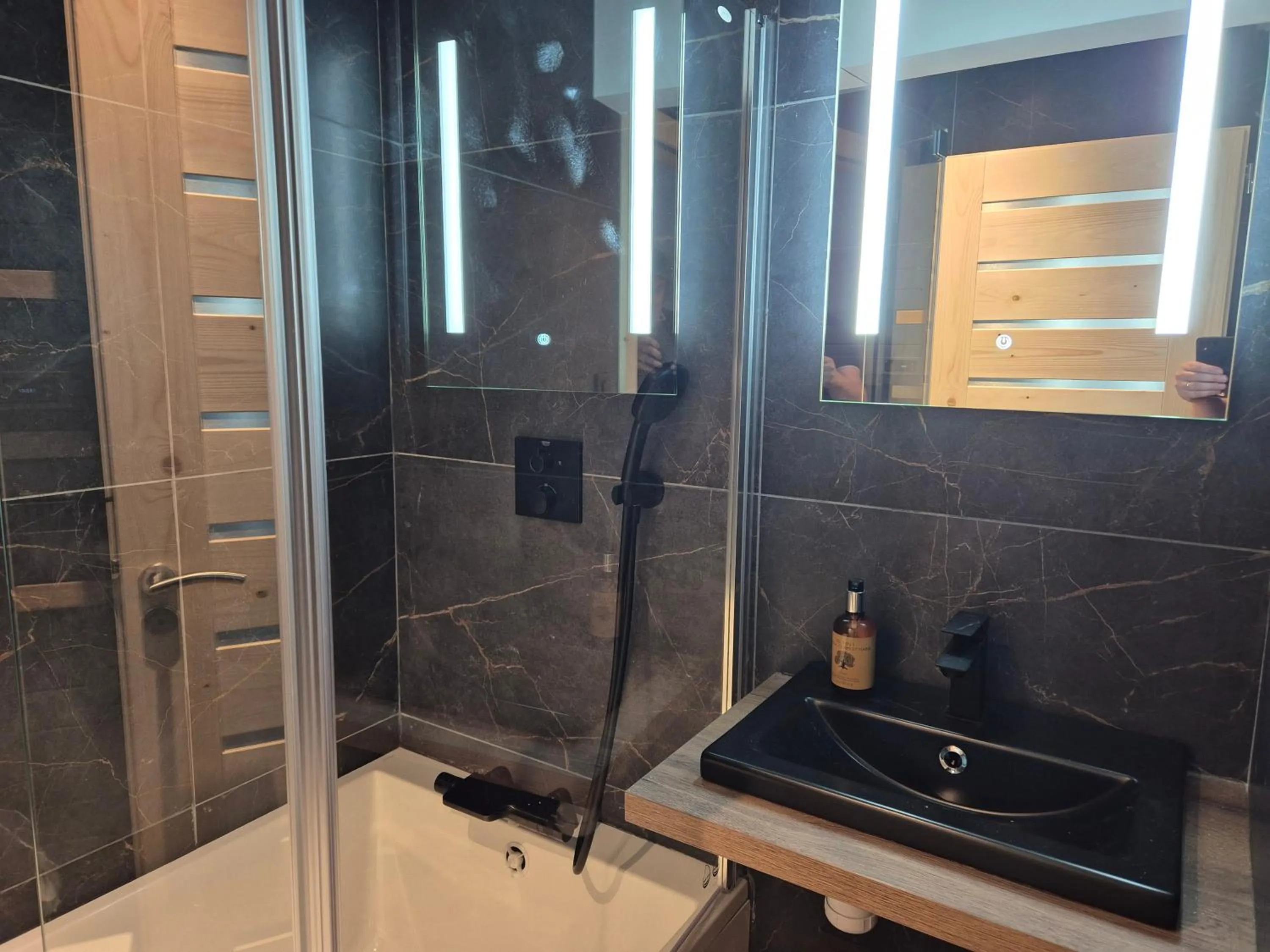 Bathroom in L'Or du Lac