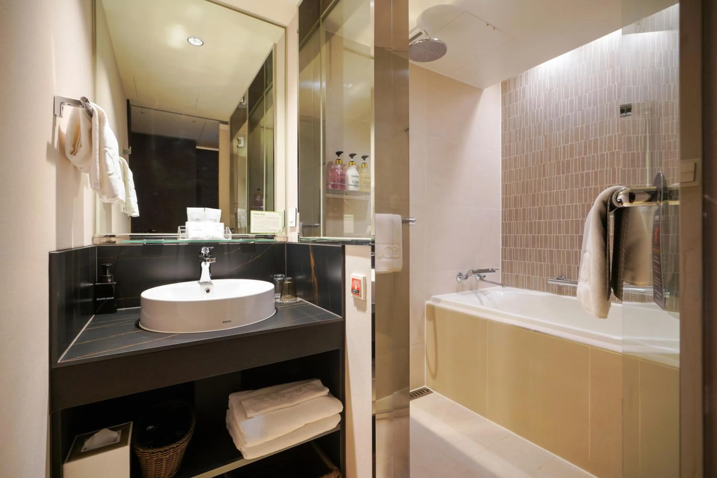 Solaria Nishitetsu Hotel Seoul Myeongdong - Renovated in 2025