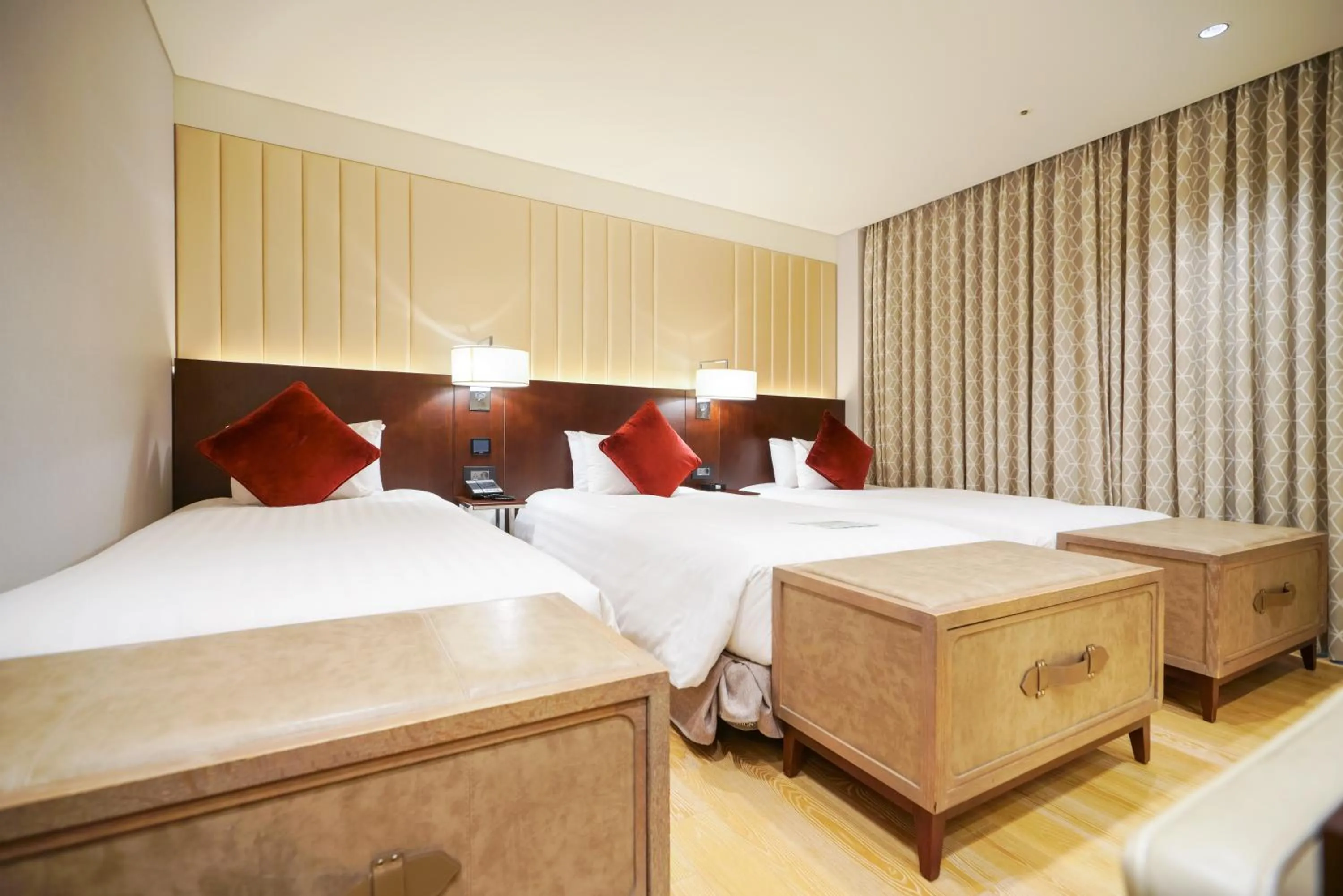 Bed in Solaria Nishitetsu Hotel Seoul Myeongdong - Renovated in 2025