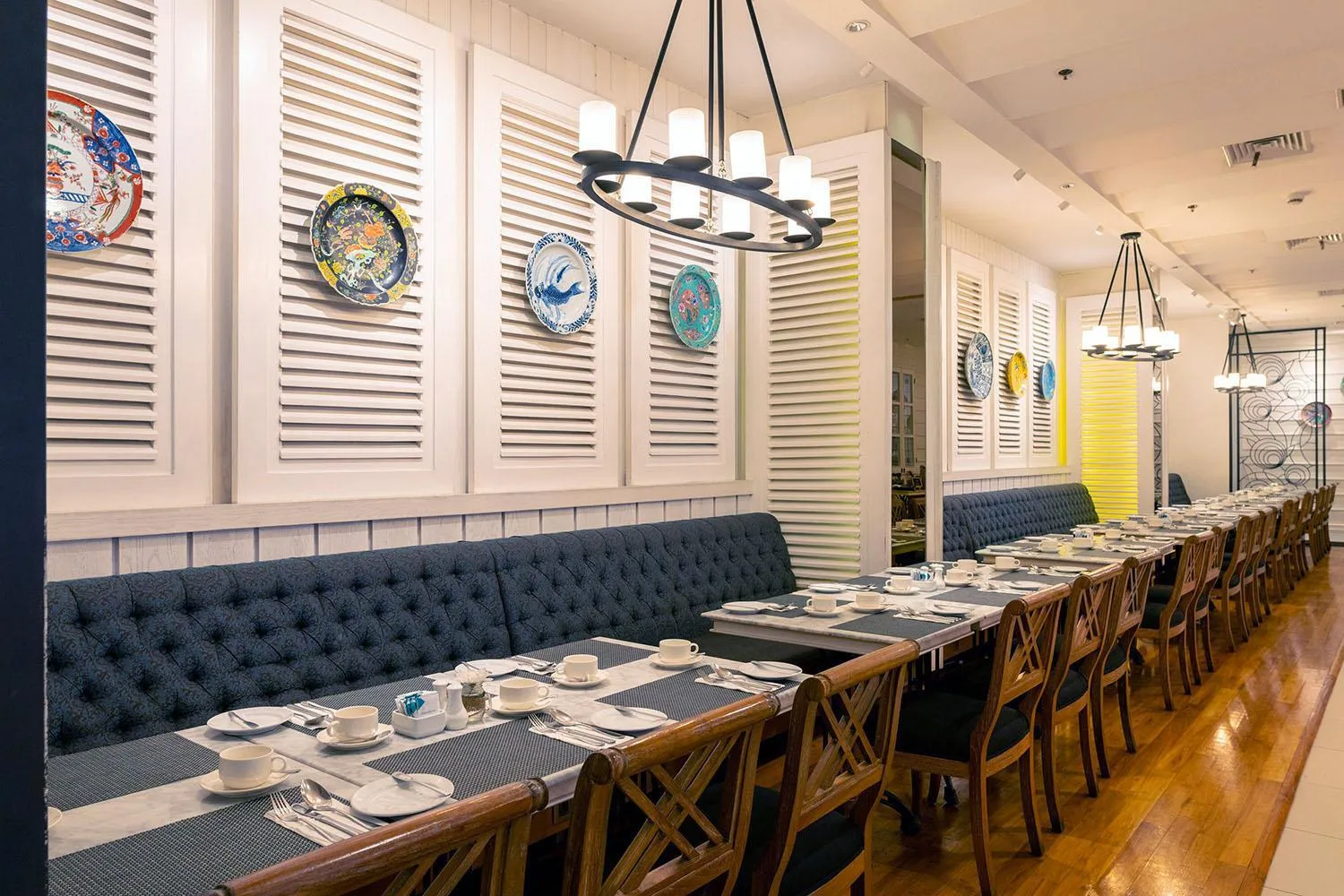 Restaurant/places to eat in THE 1O1 Bogor Suryakancana