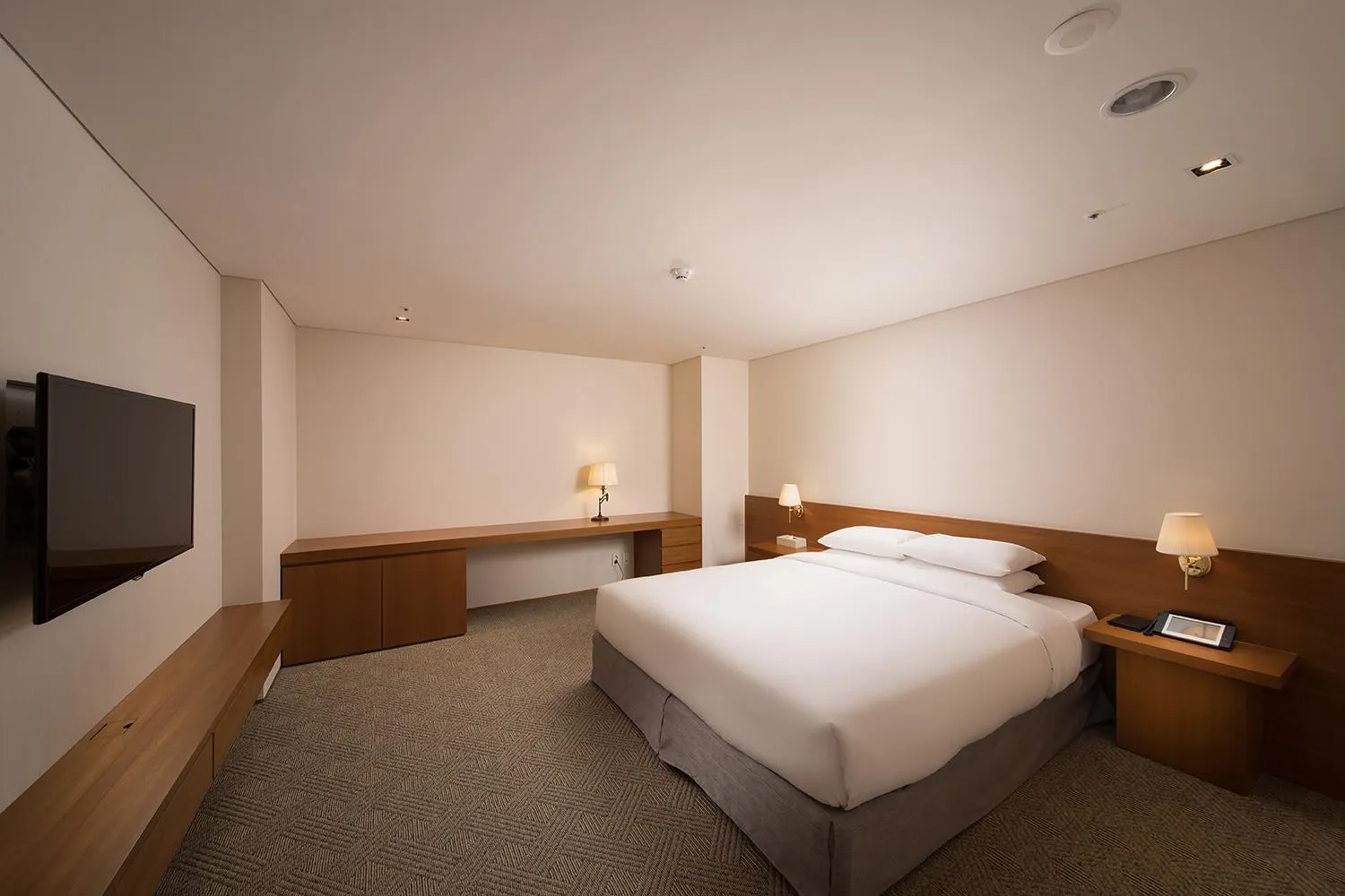 Bed in WE Hotel Jeju