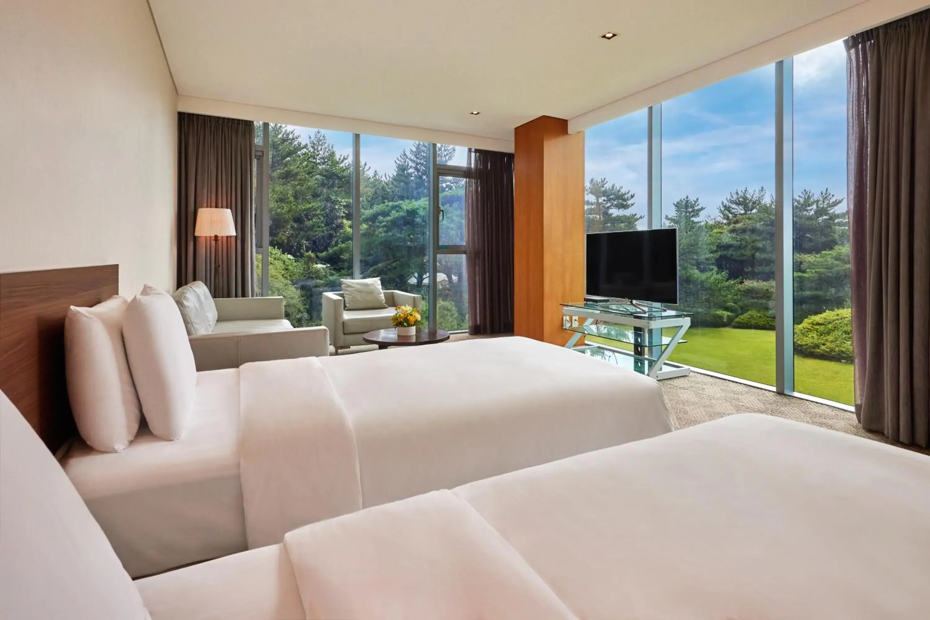 Triple Suite + Breakfast for 4 (per night) in WE Hotel Jeju Triple Suite + Breakfast for 4 (per night) in WE Hotel Jeju