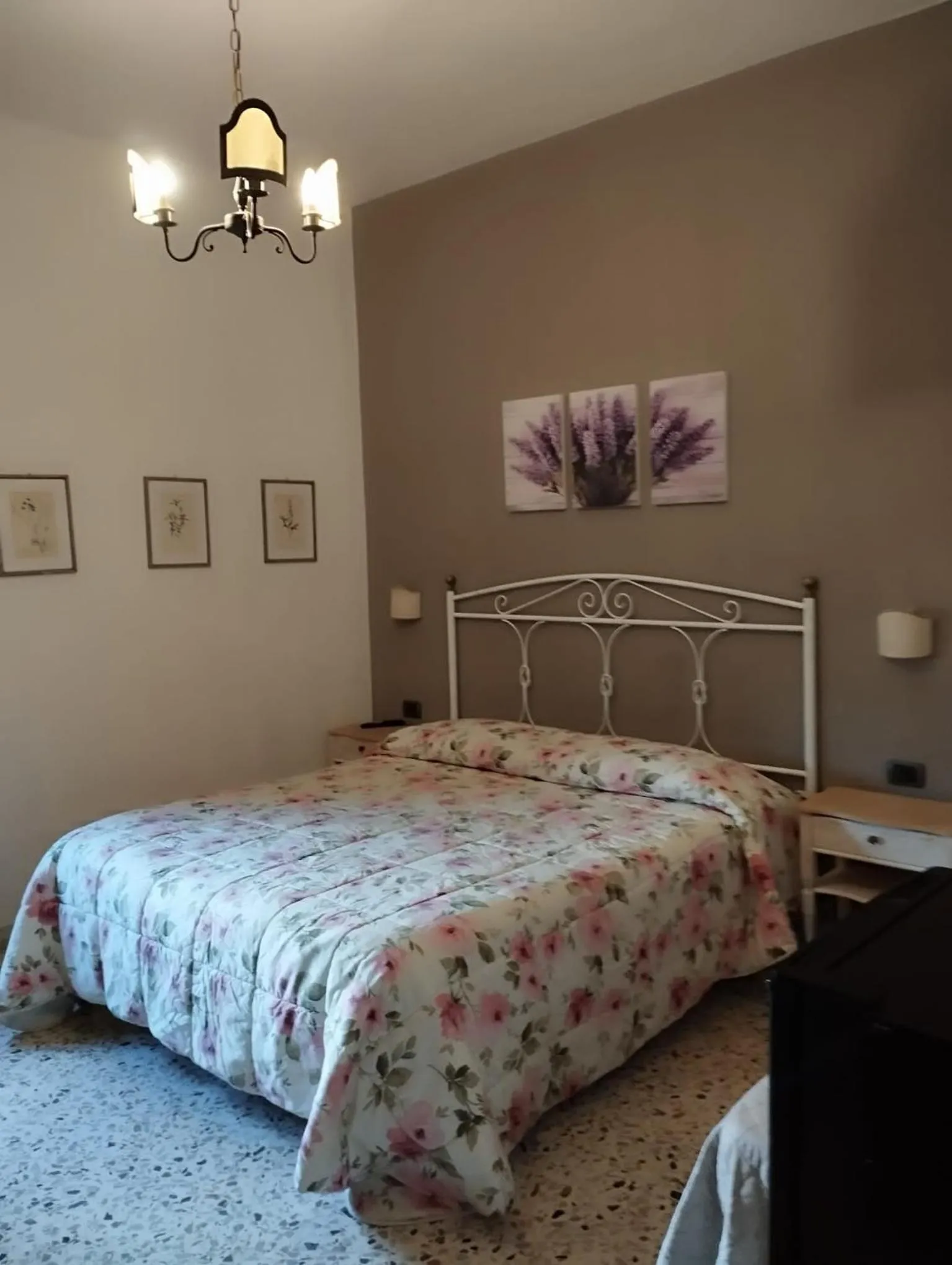 Bed in B&B Da Vincenzo