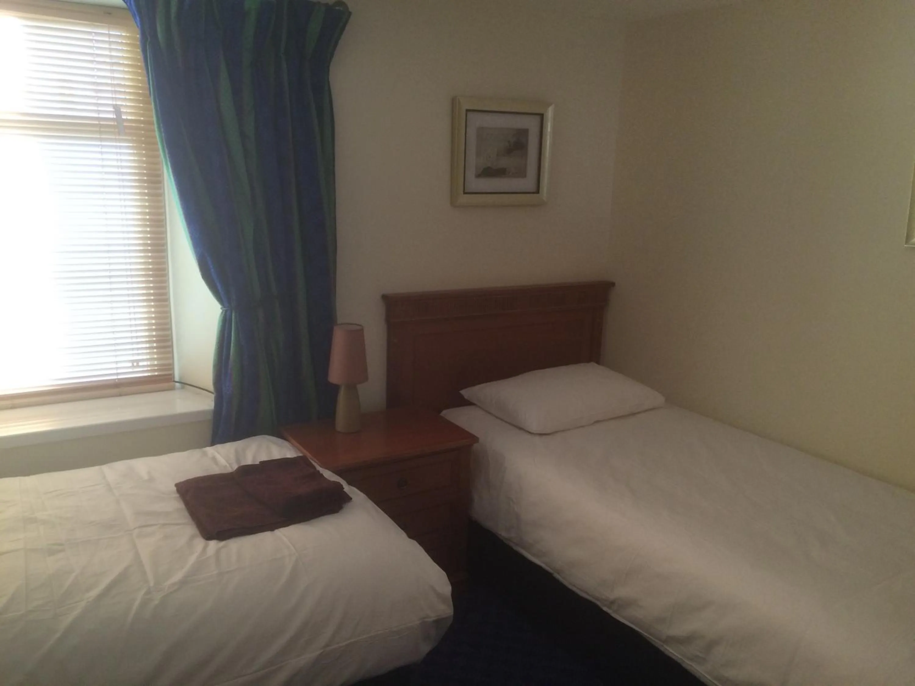 Bedroom, Bed in The Grafton Rooms