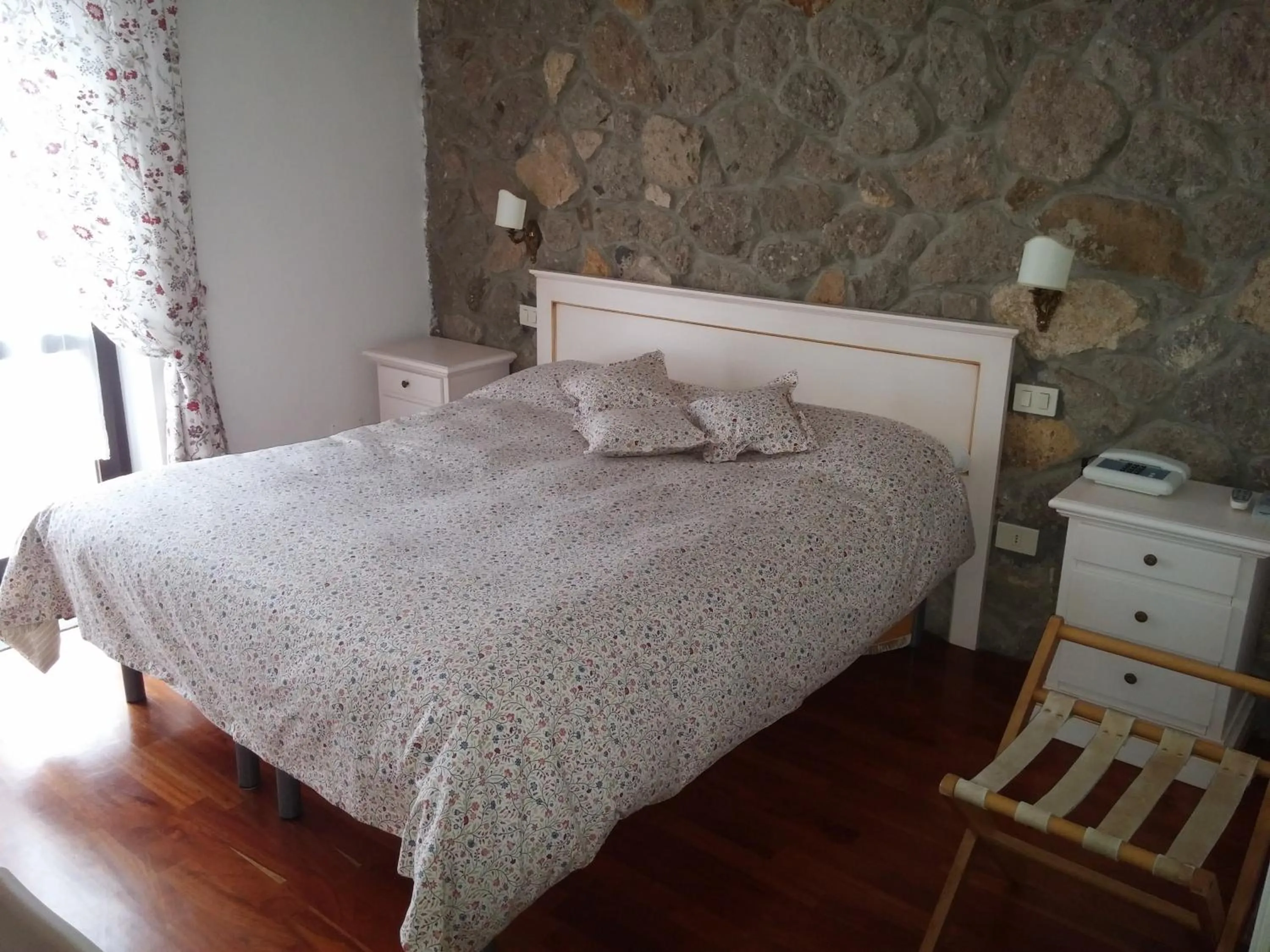 View (from property/room), Bed in Albergo Generale Cantore - Monte Amiata