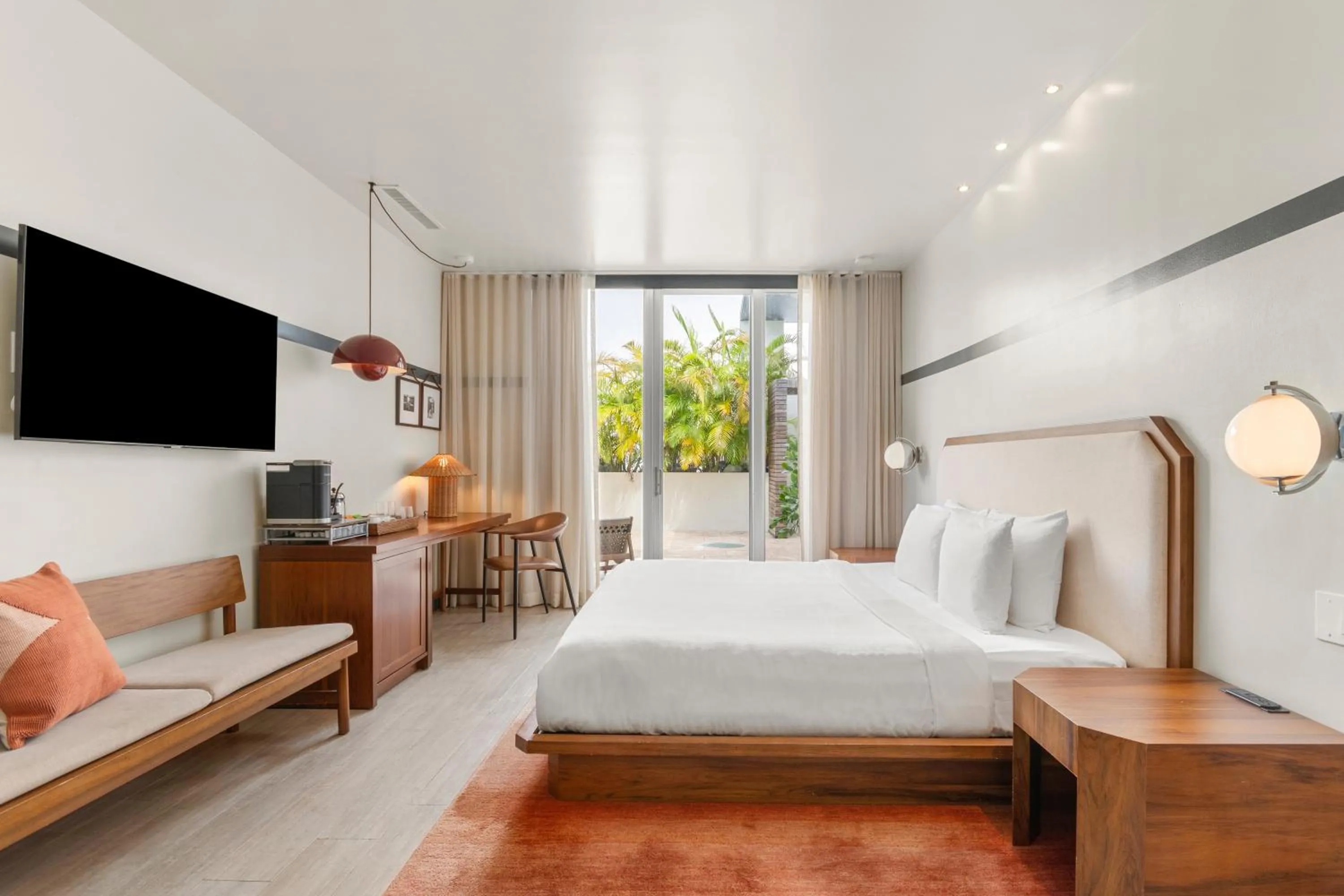 TV and multimedia, Bed in The Daydrift