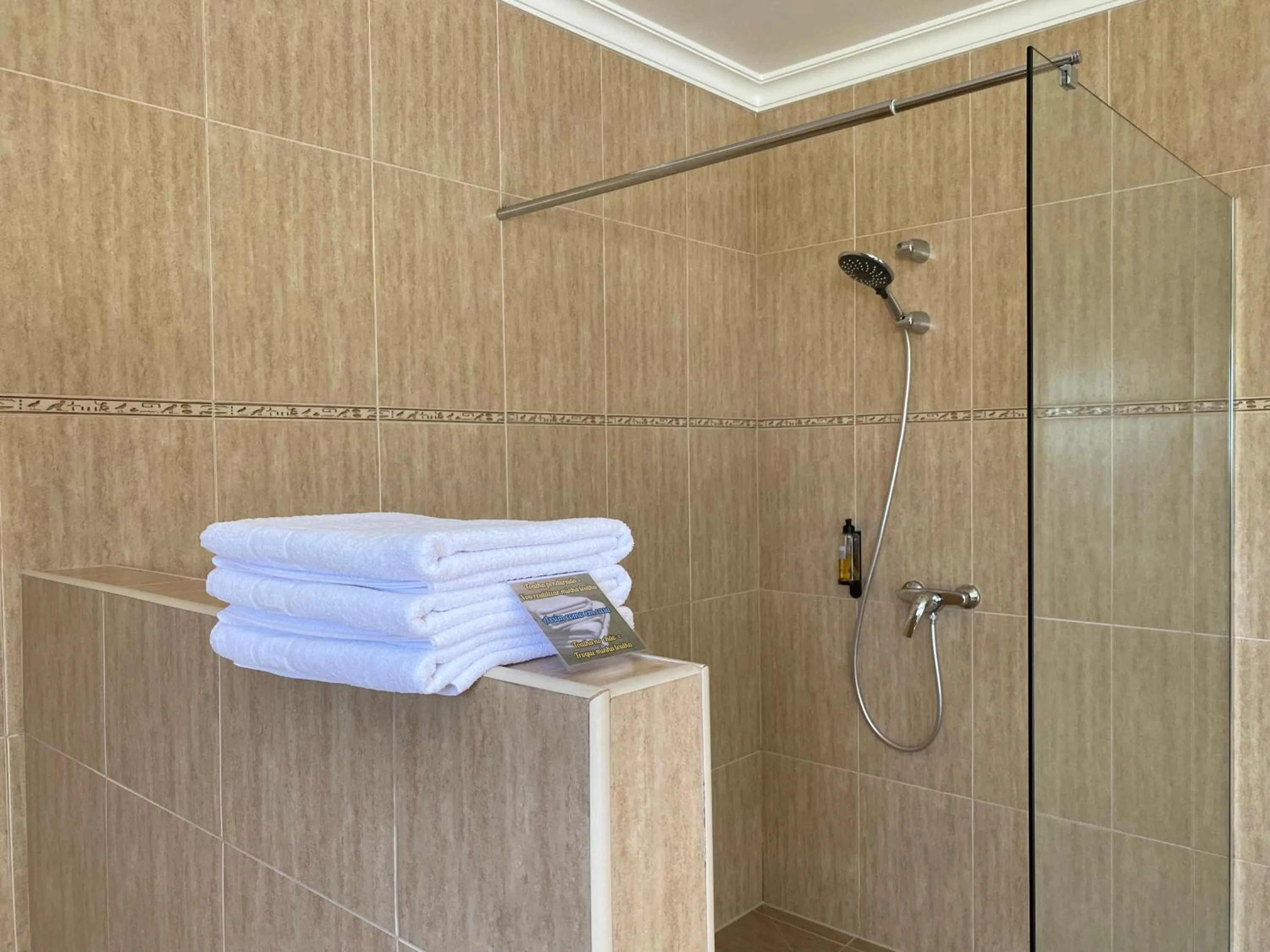 Shower in Casa Carvalhal - Adults Only