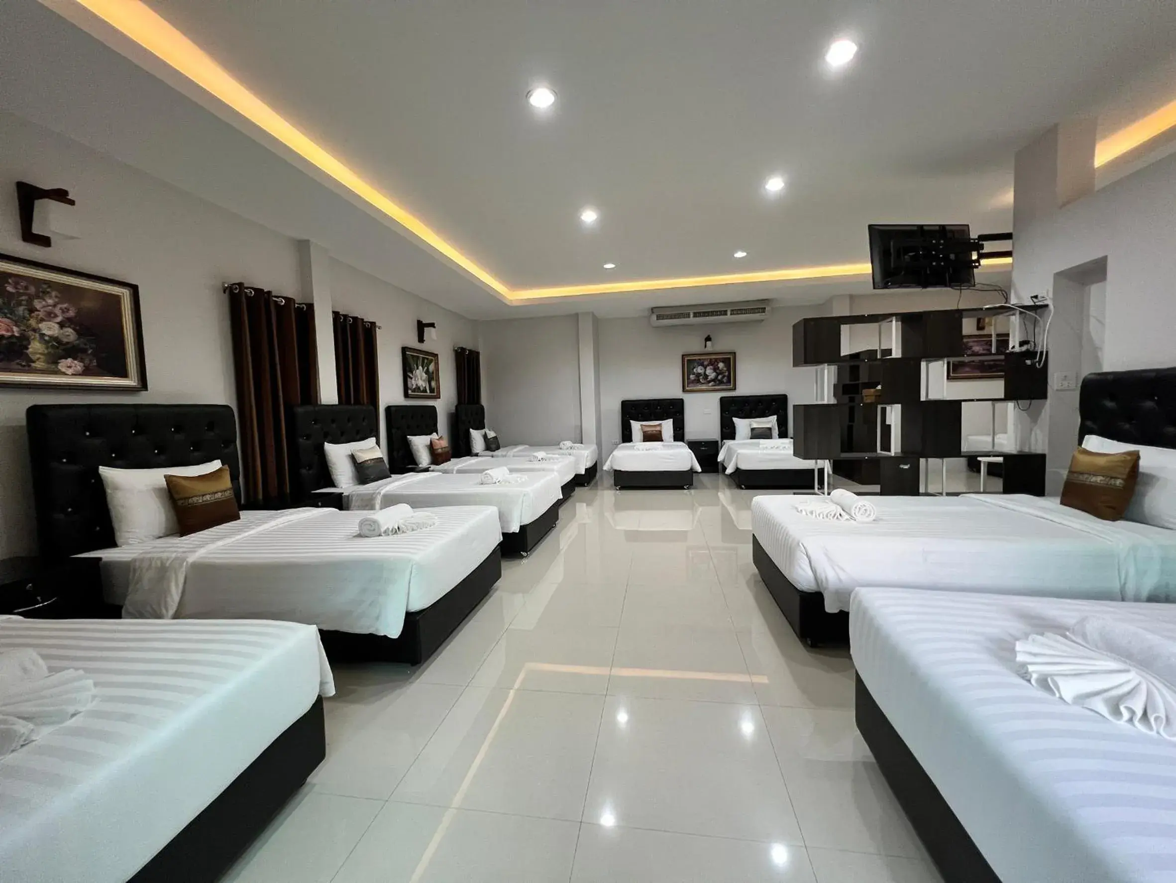 Mixed Dormitory Room in The Canal Garden Resort Mixed Dormitory Room in The Canal Garden Resort