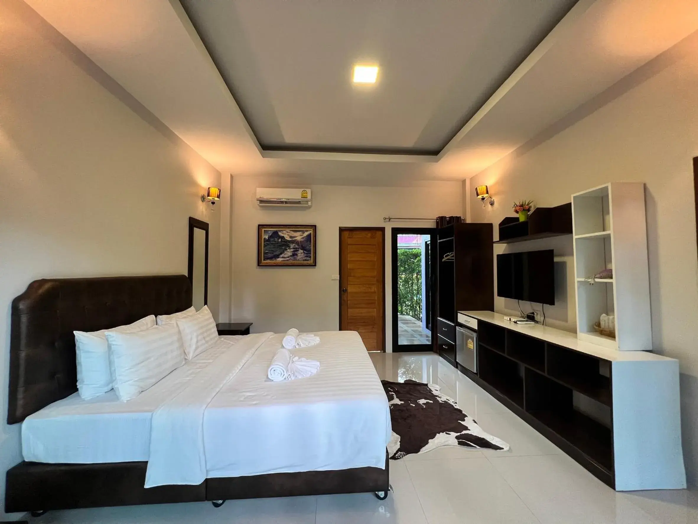 Family Room with Private Bathroom in The Canal Garden Resort Family Room with Private Bathroom in The Canal Garden Resort