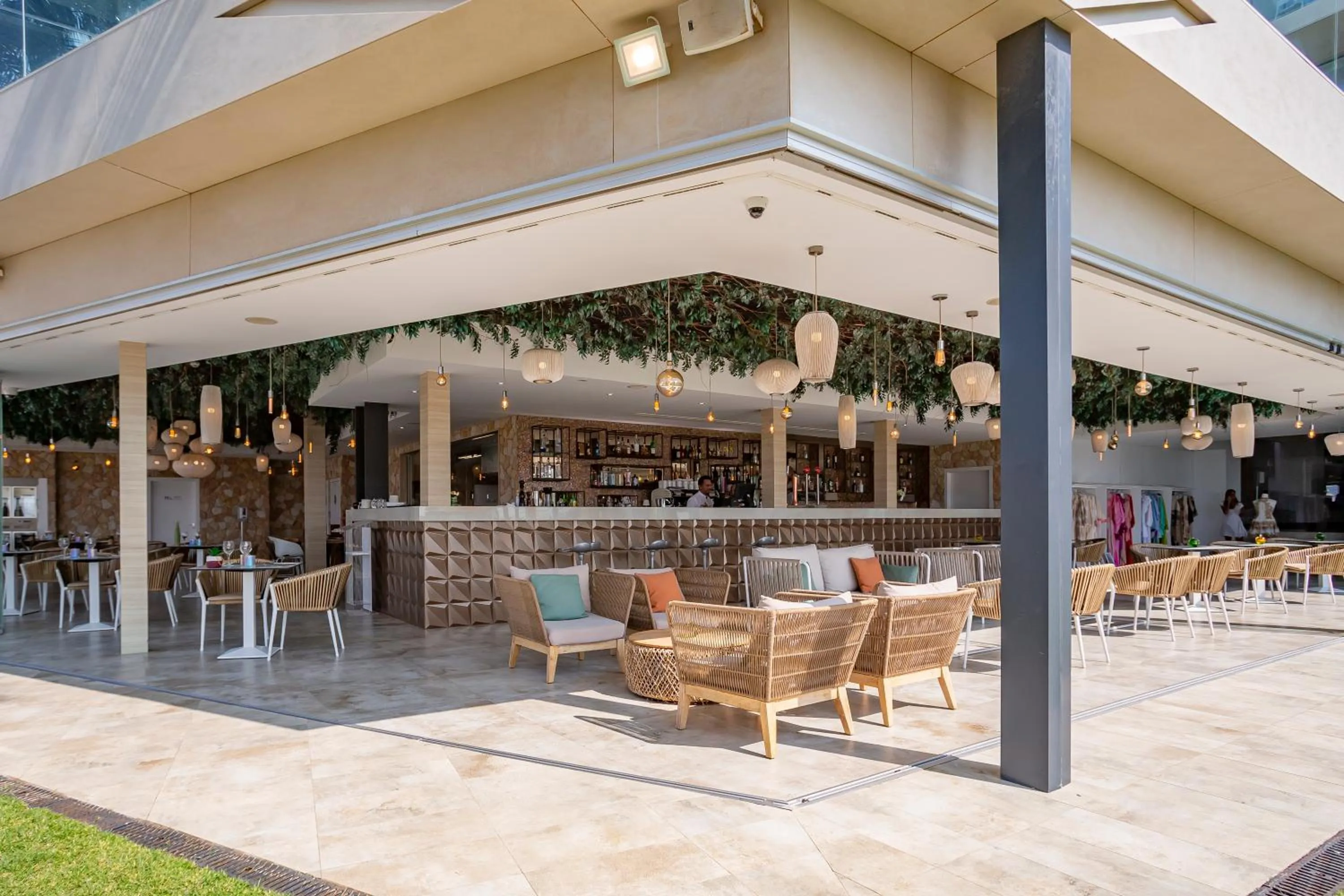 Restaurant/places to eat in Hotel Torre del Mar - Ibiza