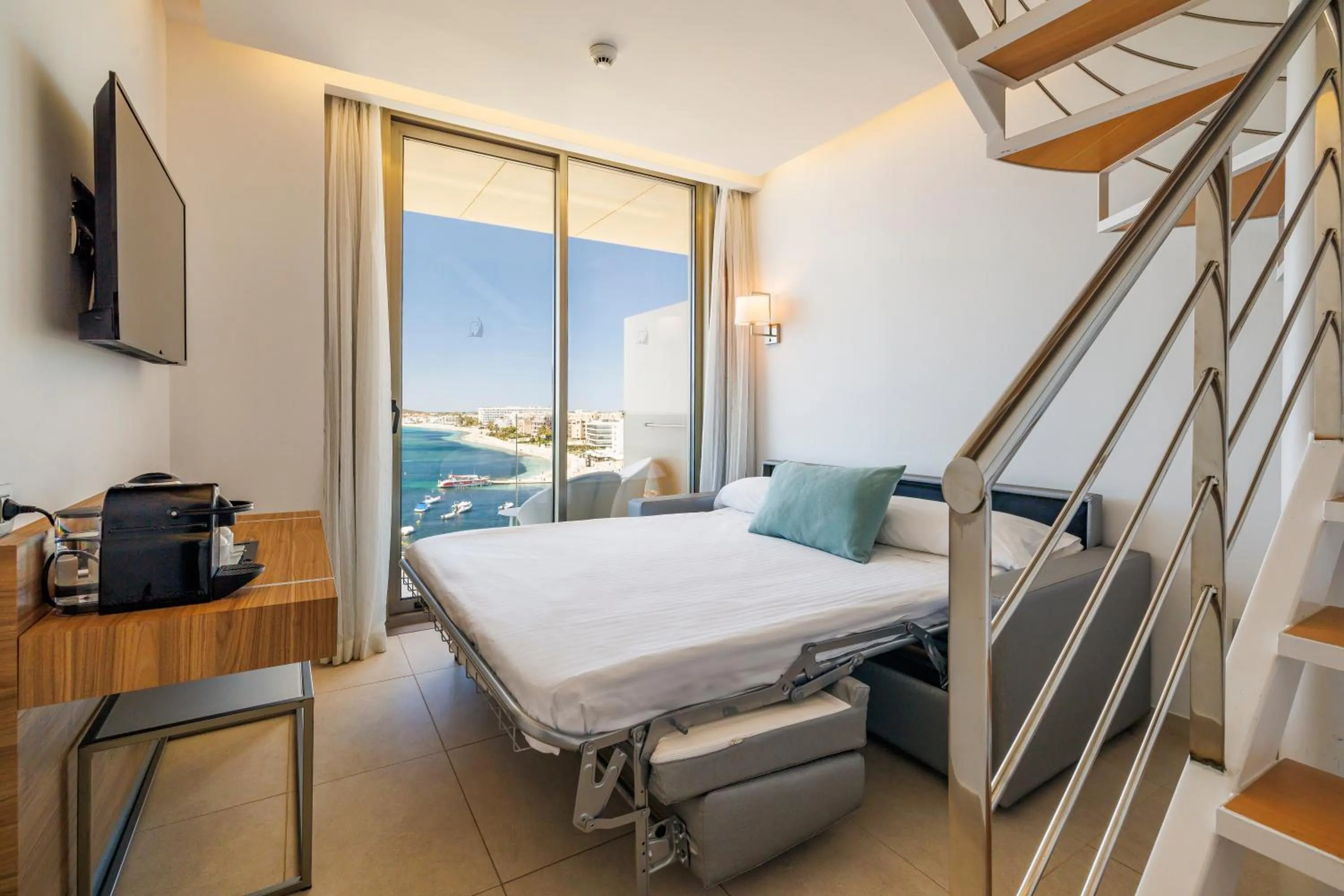 Bed in Hotel Torre del Mar - Ibiza