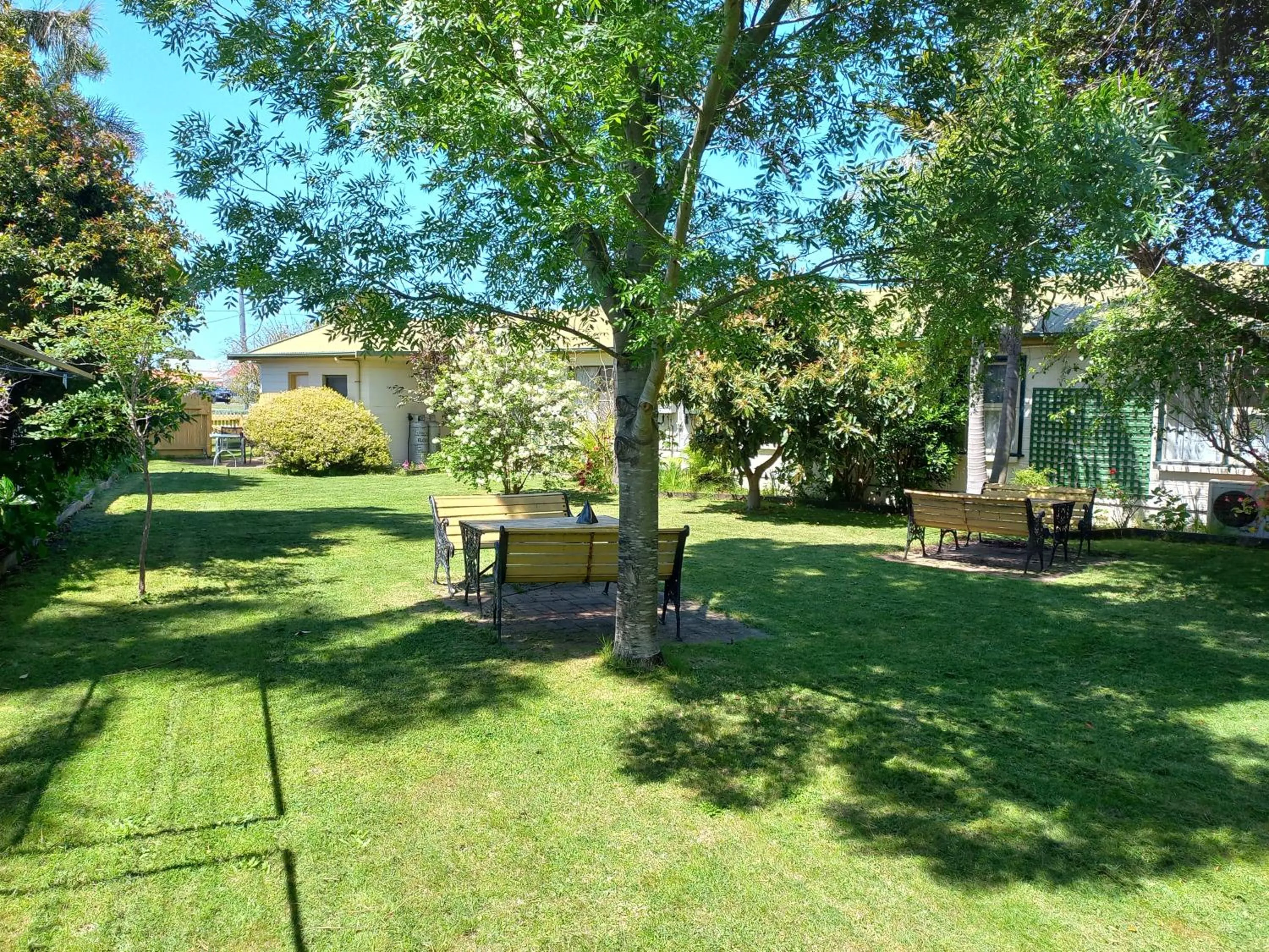 Garden in Lakes Entrance Holiday Units