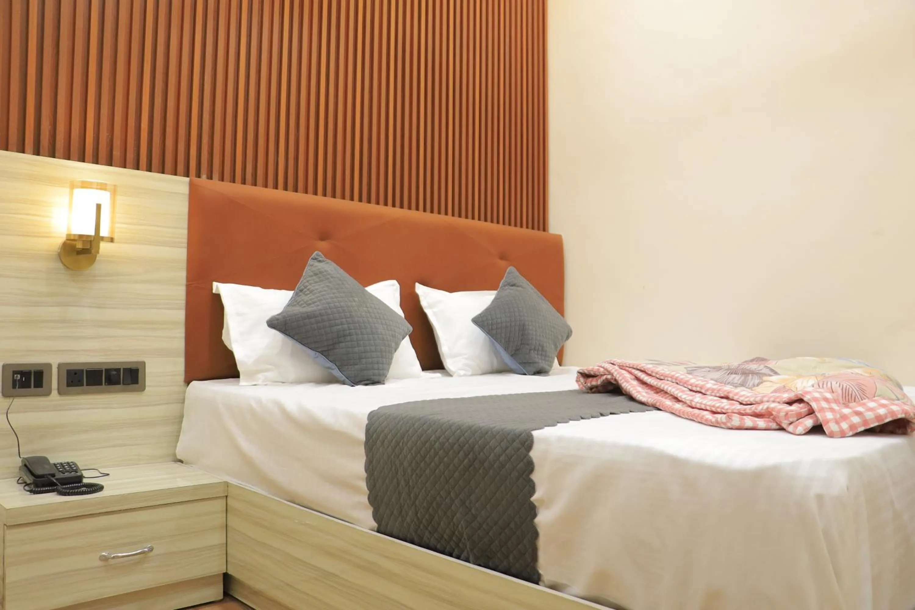 Bed in The Amritsar View near Golden temple