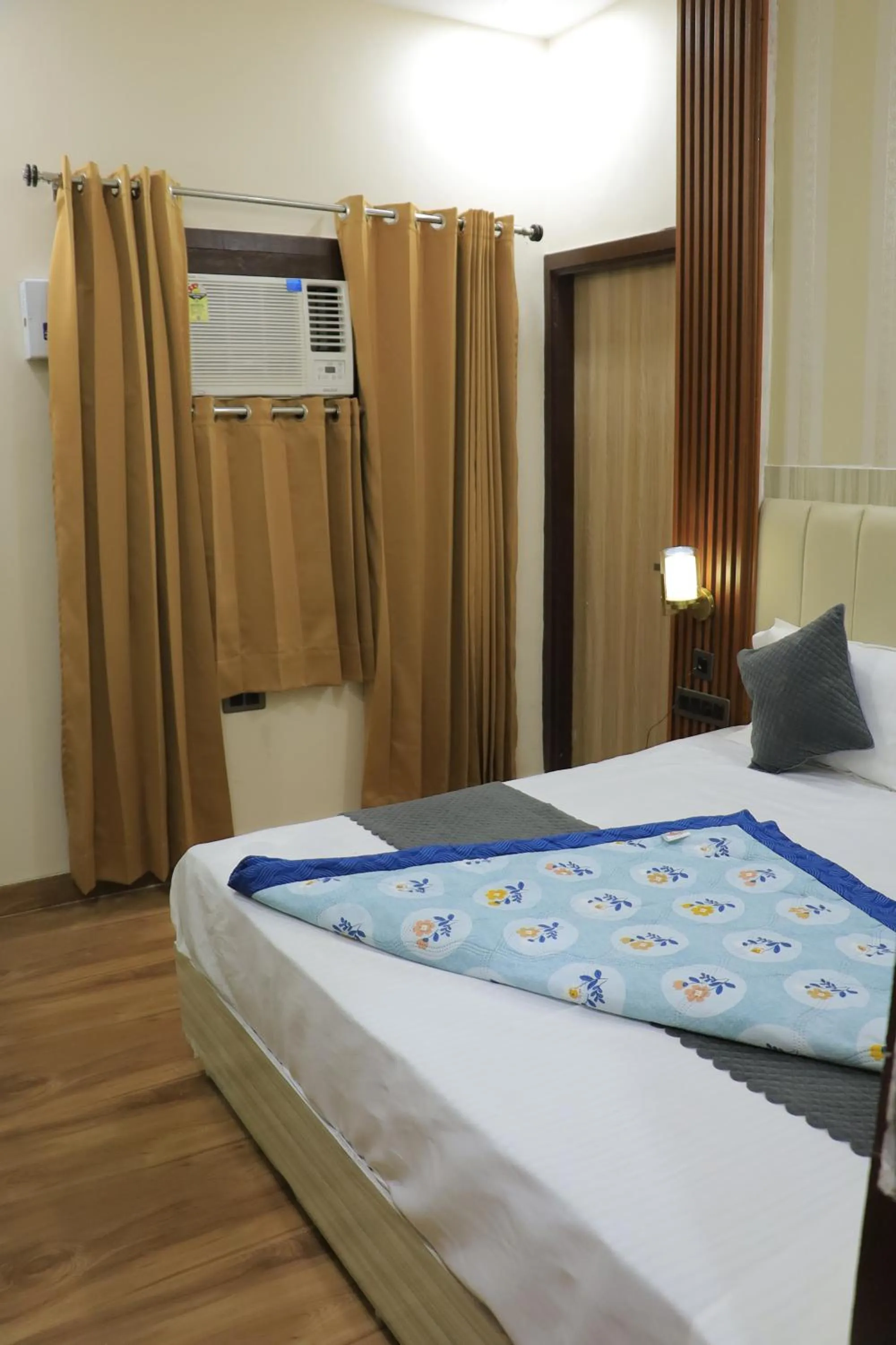 Bed in The Amritsar View near Golden temple