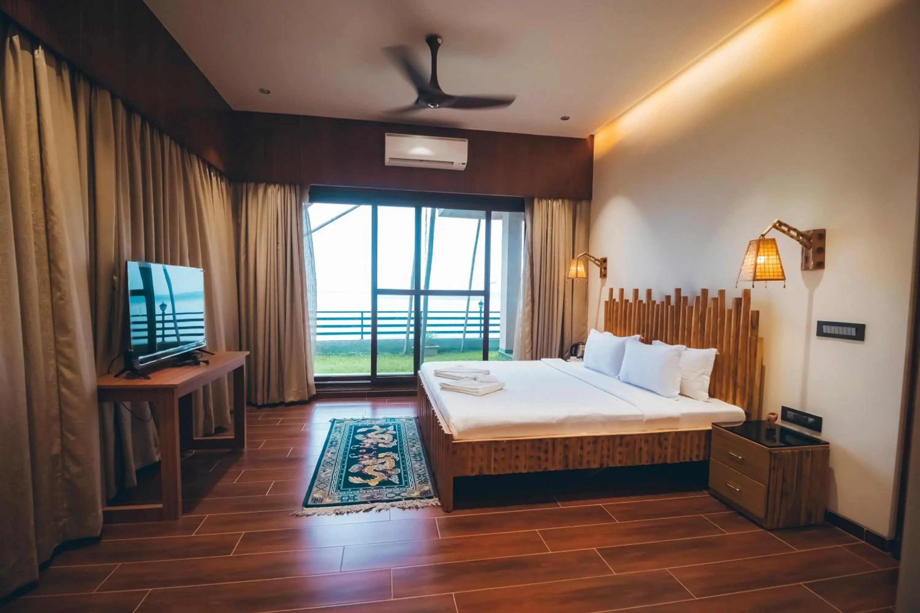 Bed in Red River Bungalow