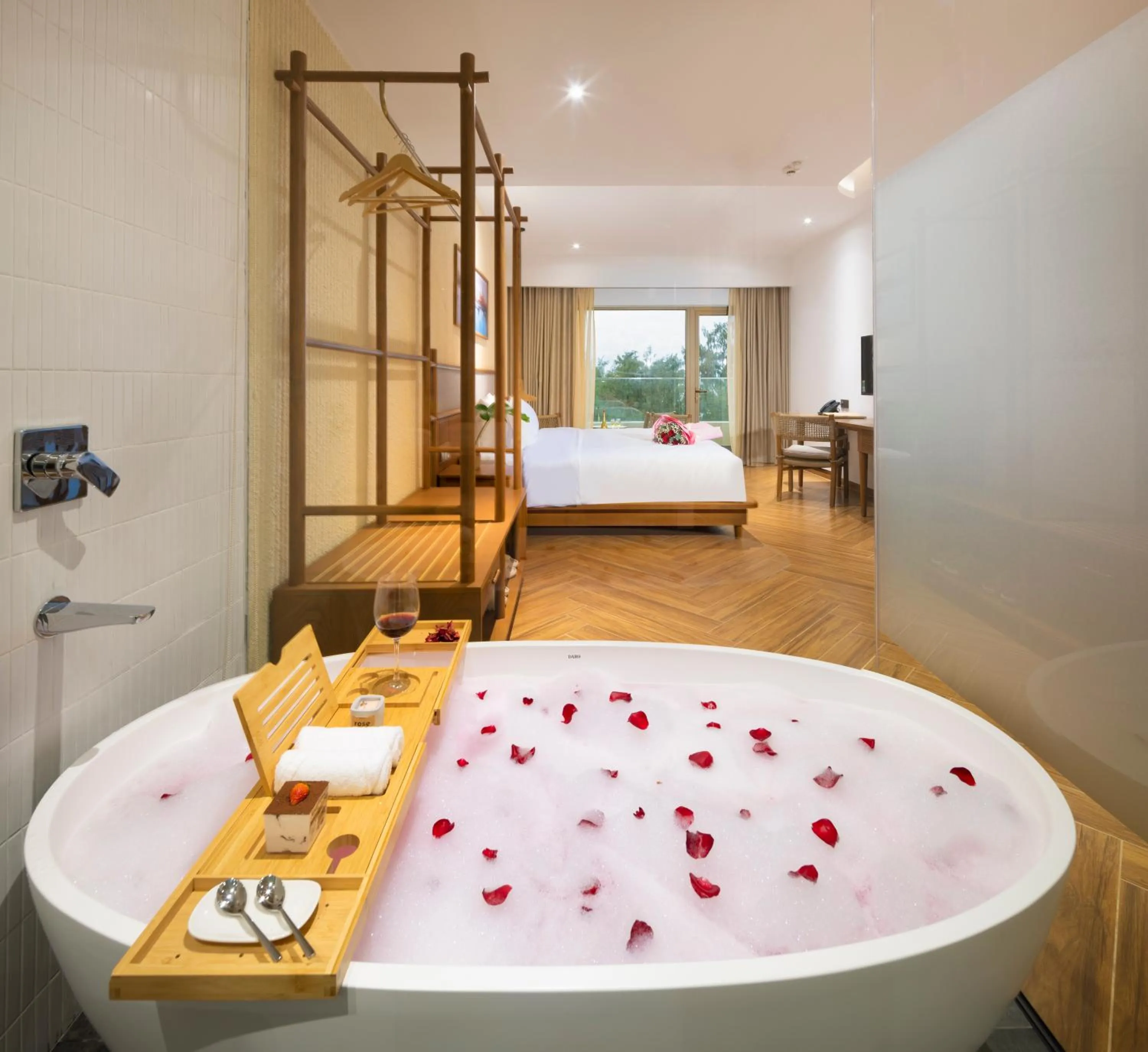 Bath, Bed in Iconic Long Hai Hotel