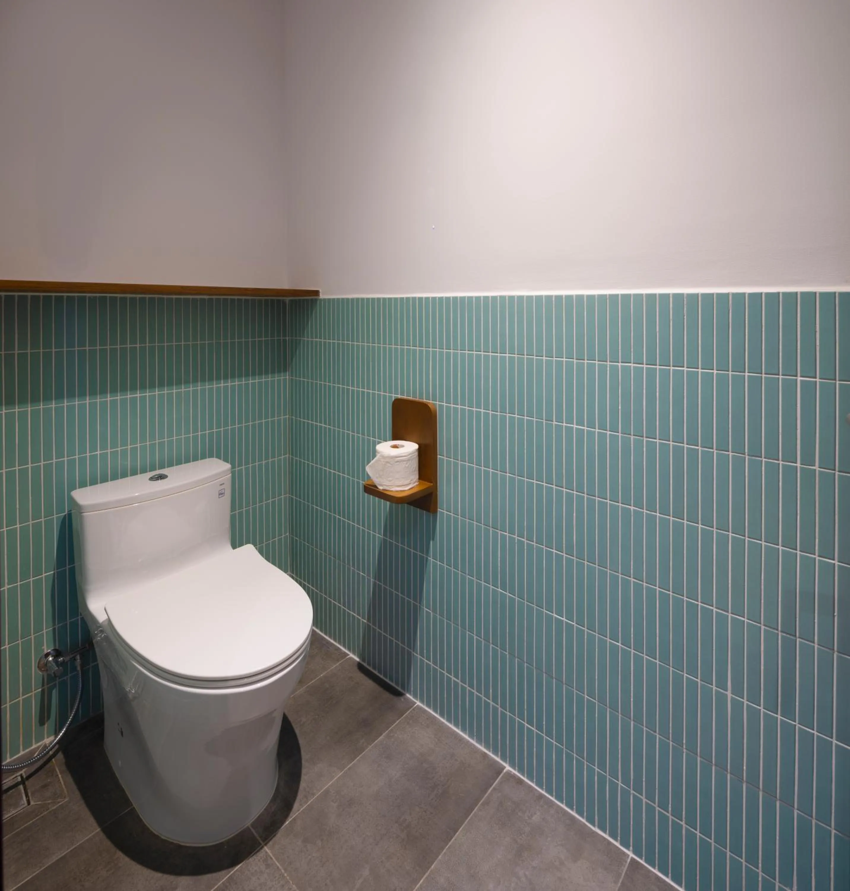 Toilet in Iconic Long Hai Hotel