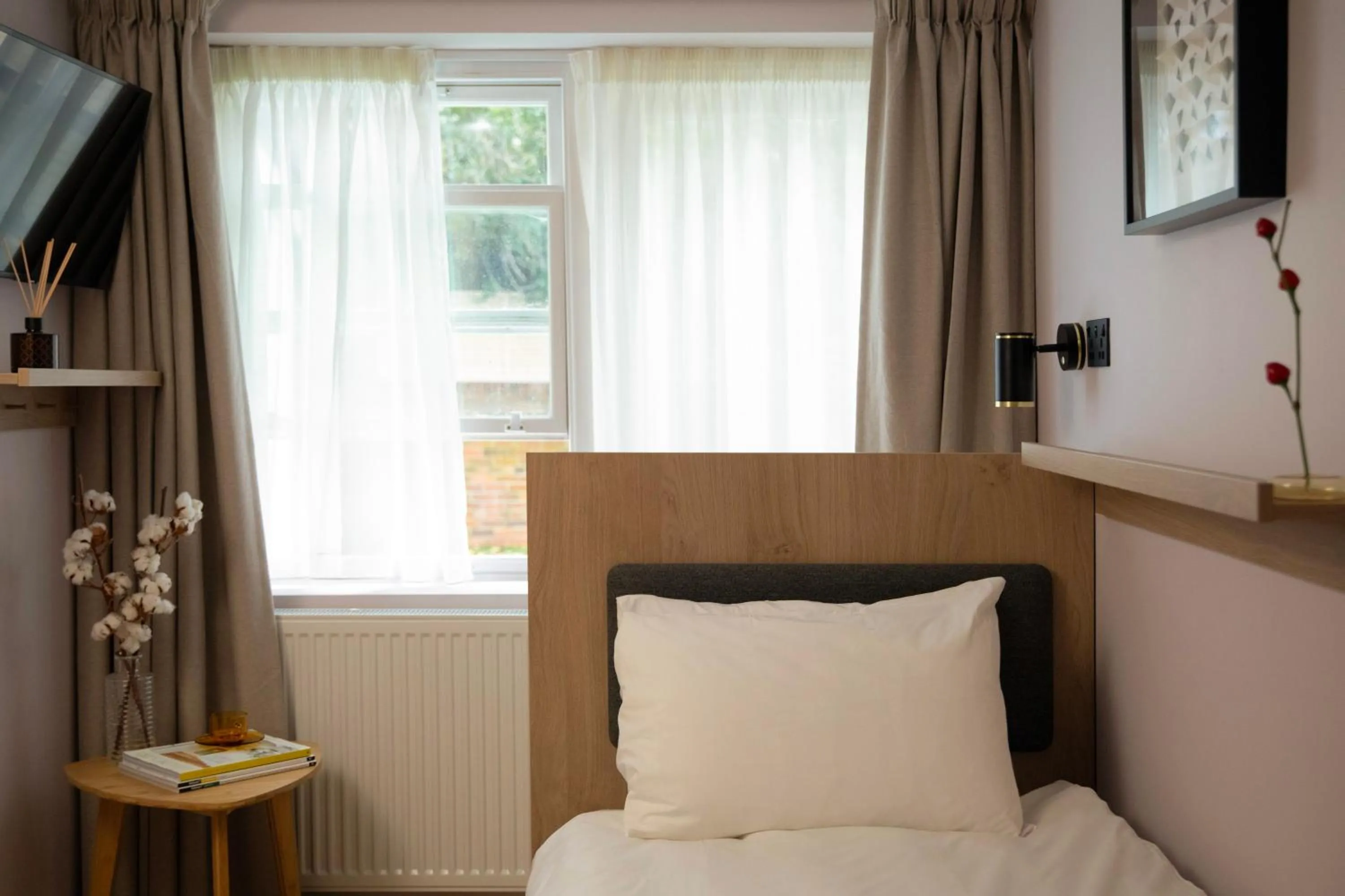 Bed in Bob W London Olympia