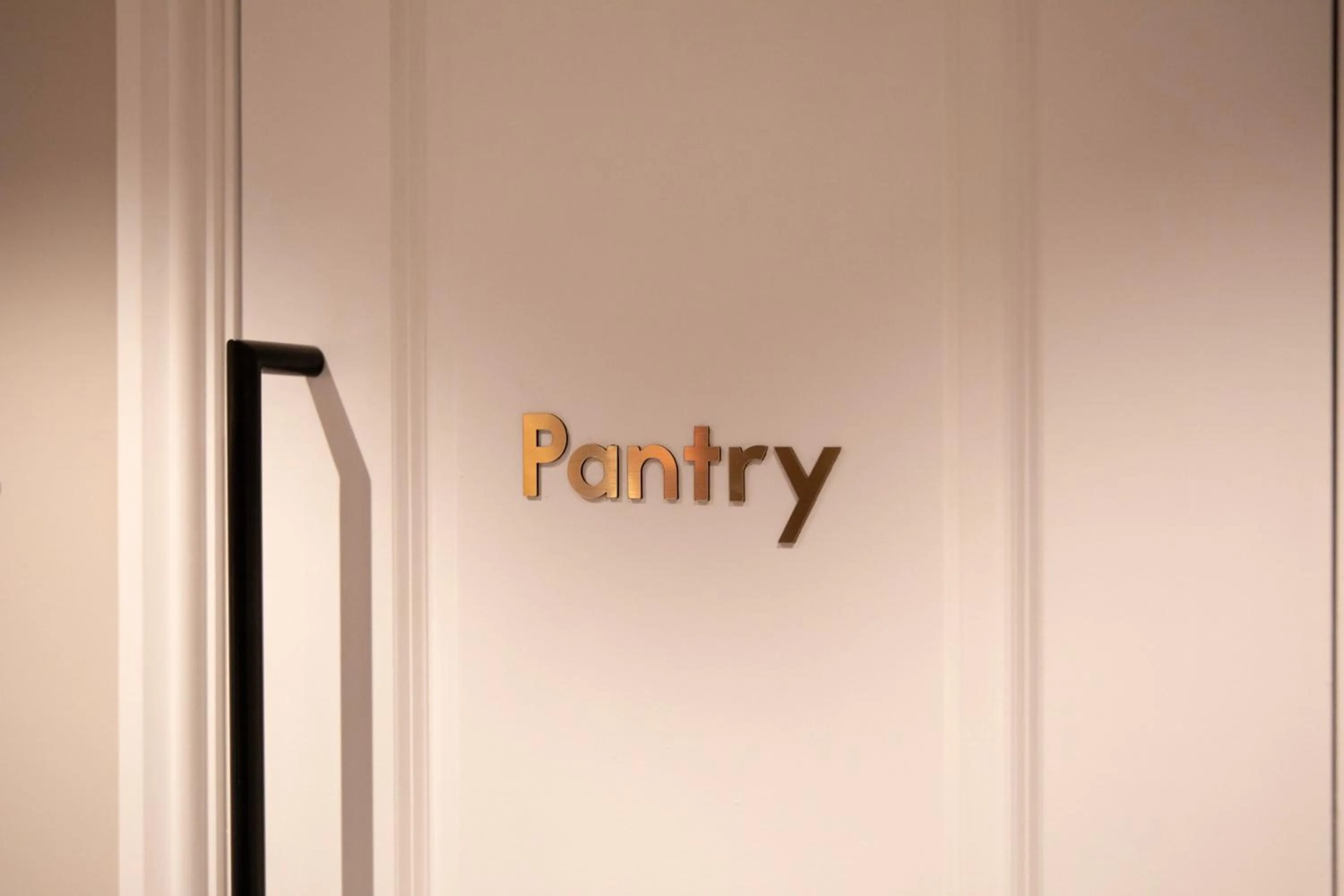 storage in Bob W London Olympia