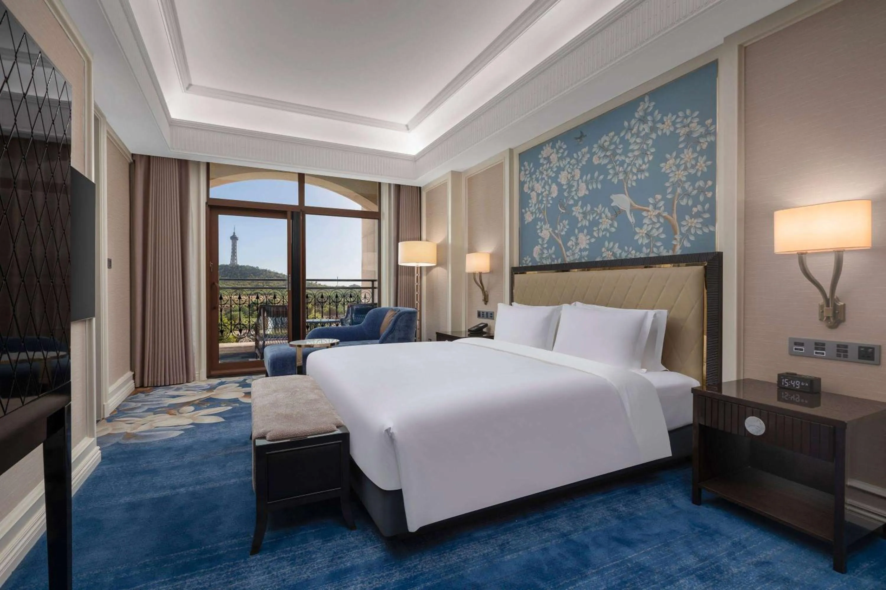 Photo of the whole room in Wyndham Taian West