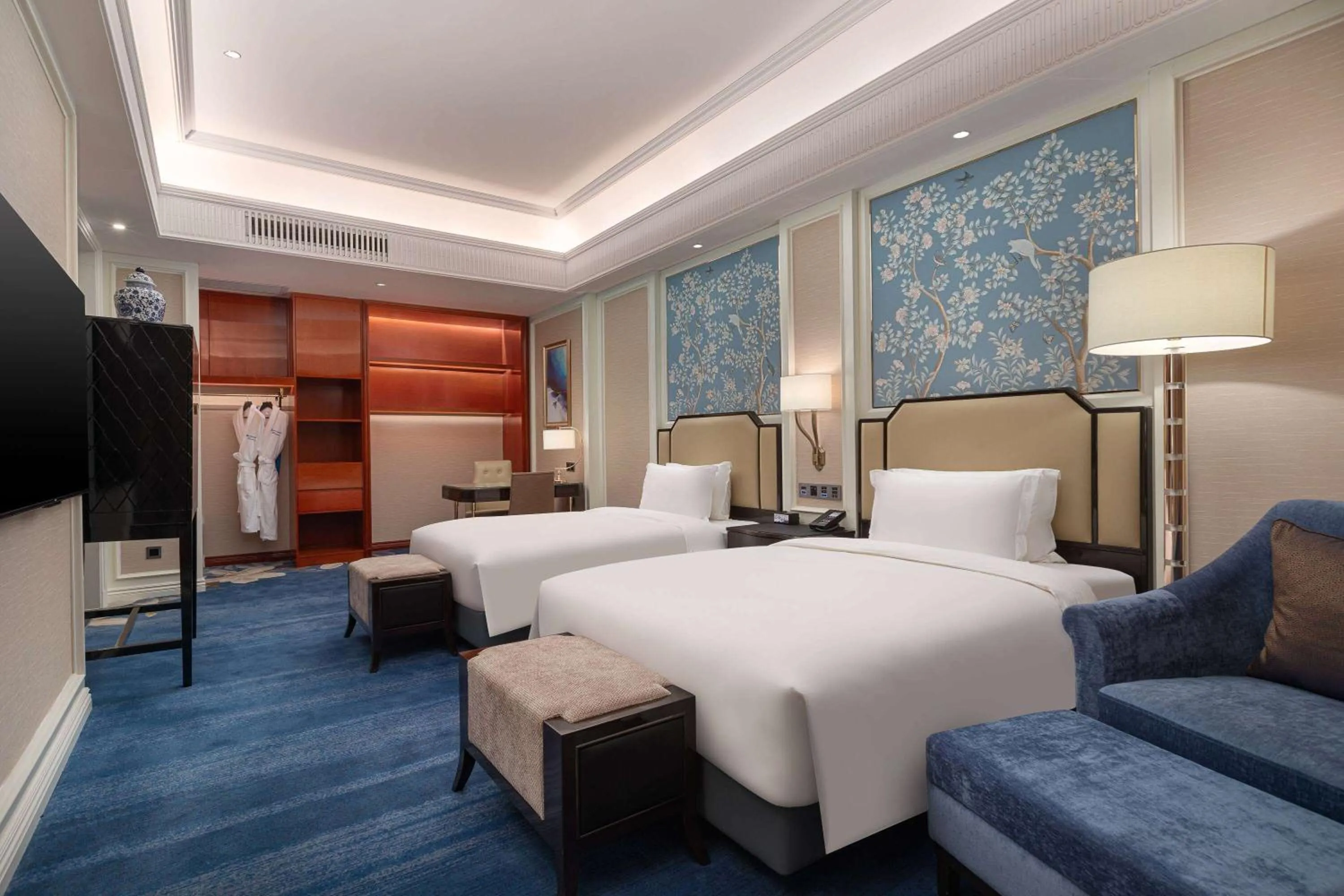 Photo of the whole room in Wyndham Taian West