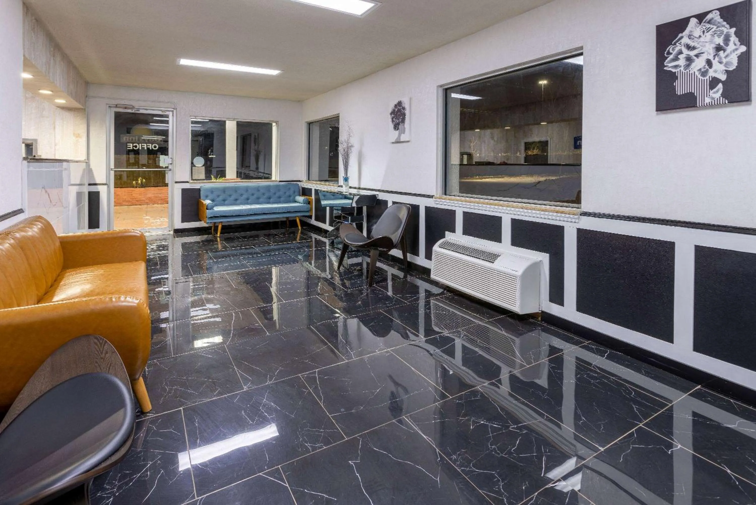 Lobby or reception in Days Inn by Wyndham Columbia