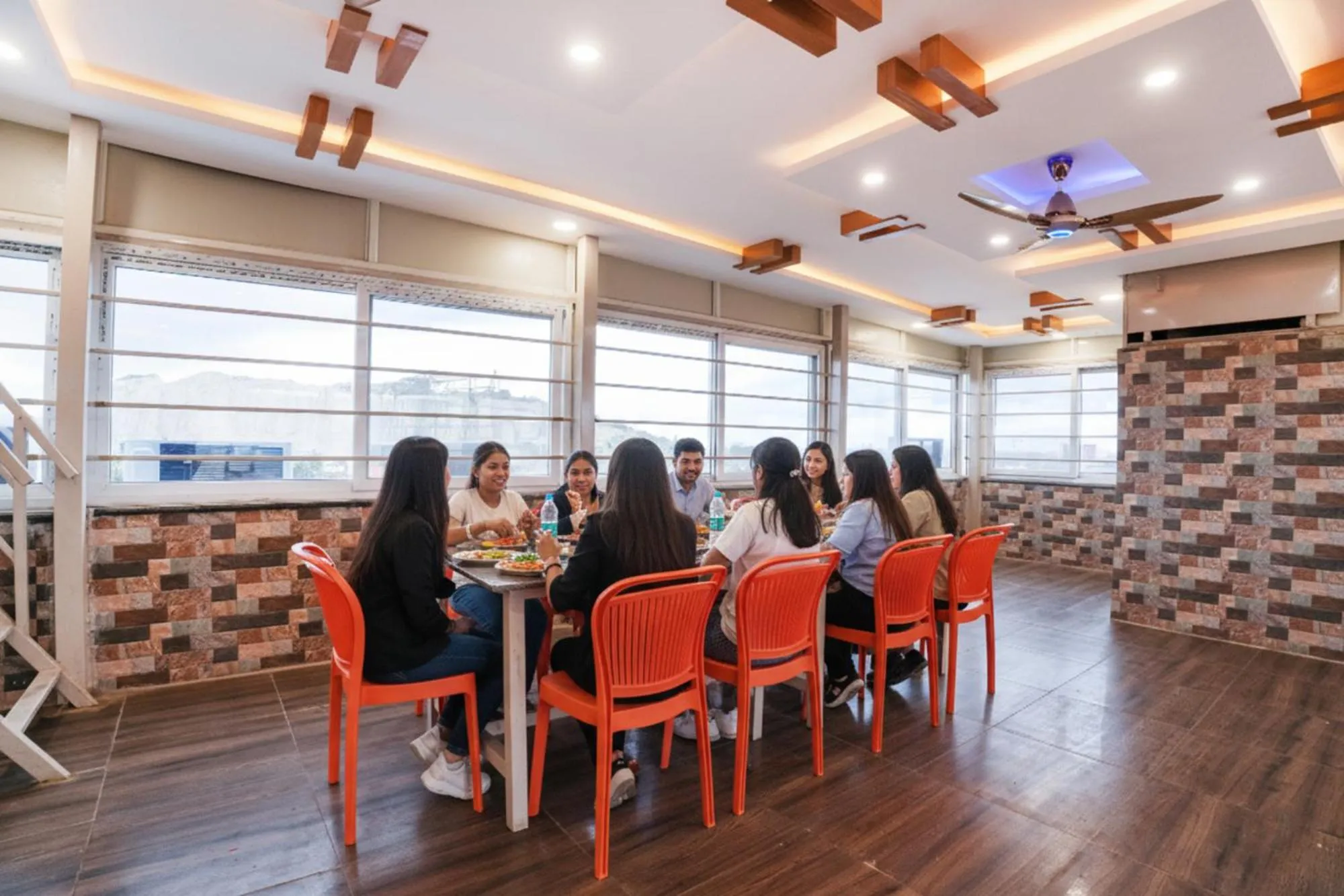 Restaurant/places to eat in FabHotel A White Pearl Suites - Yelahanka