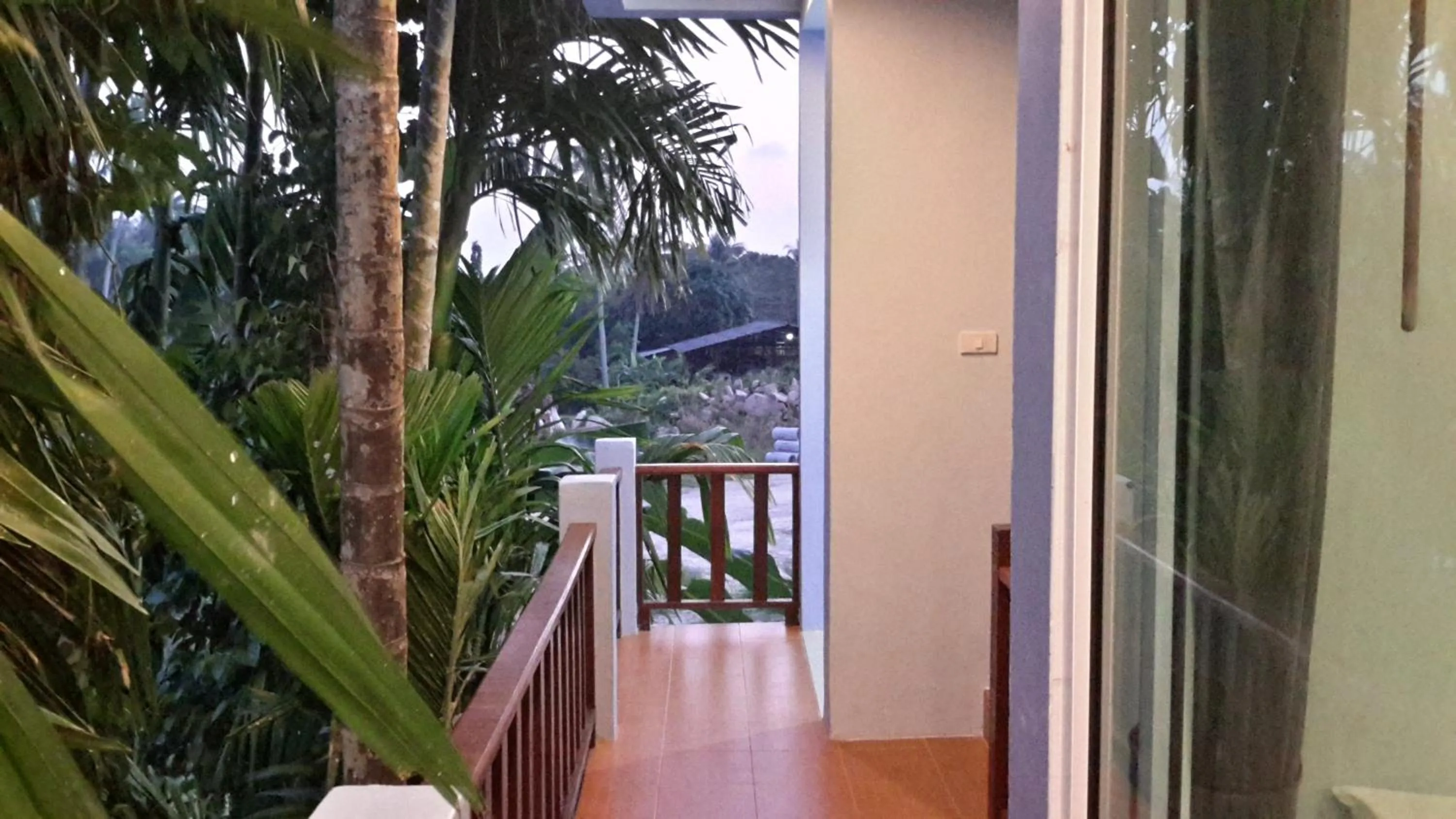 Day in Hotel Rung Phangan