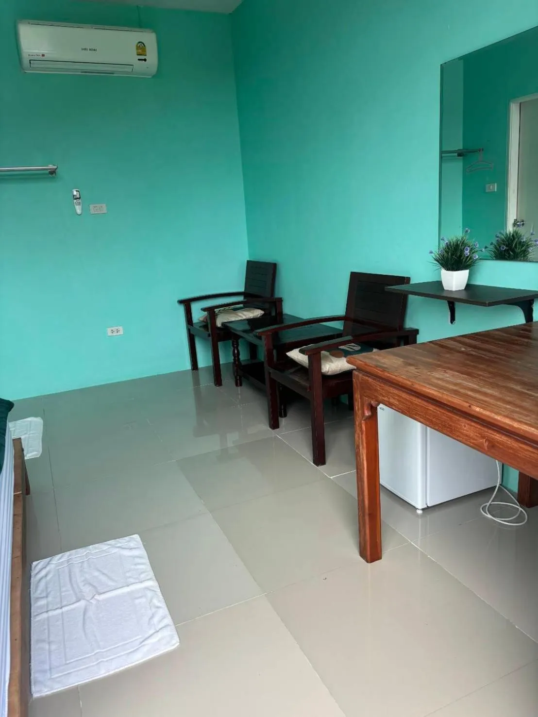 Seating area in Hotel Rung Phangan