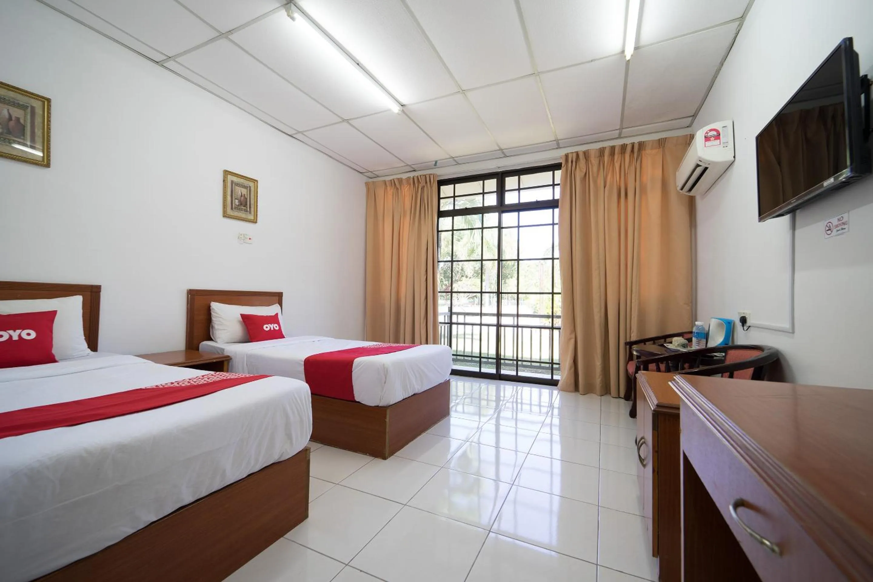 Bedroom, Bed in Hotel O Terap Inn Kuala Nerang