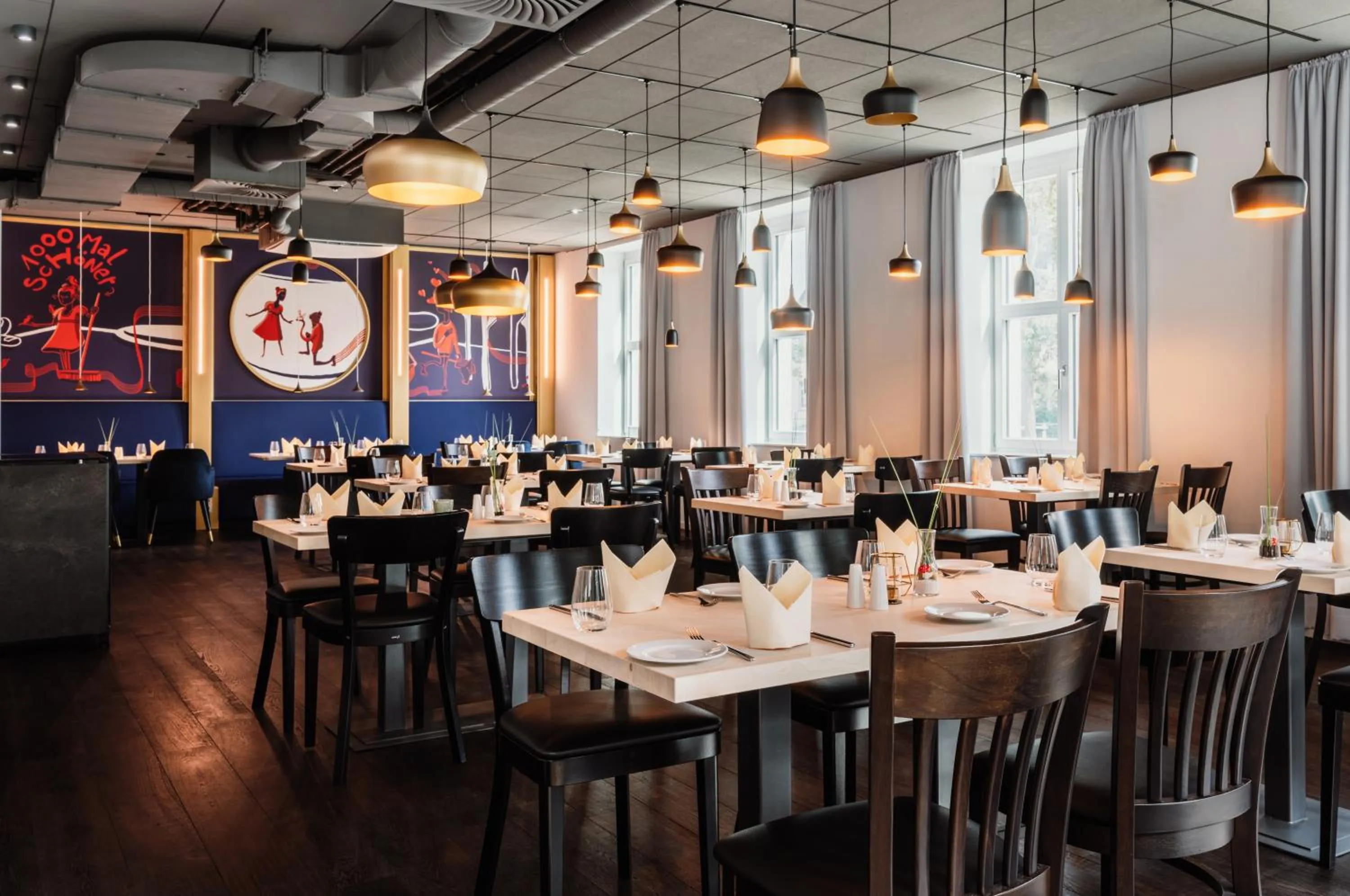 Restaurant/places to eat in Grimms Hotel Hanau