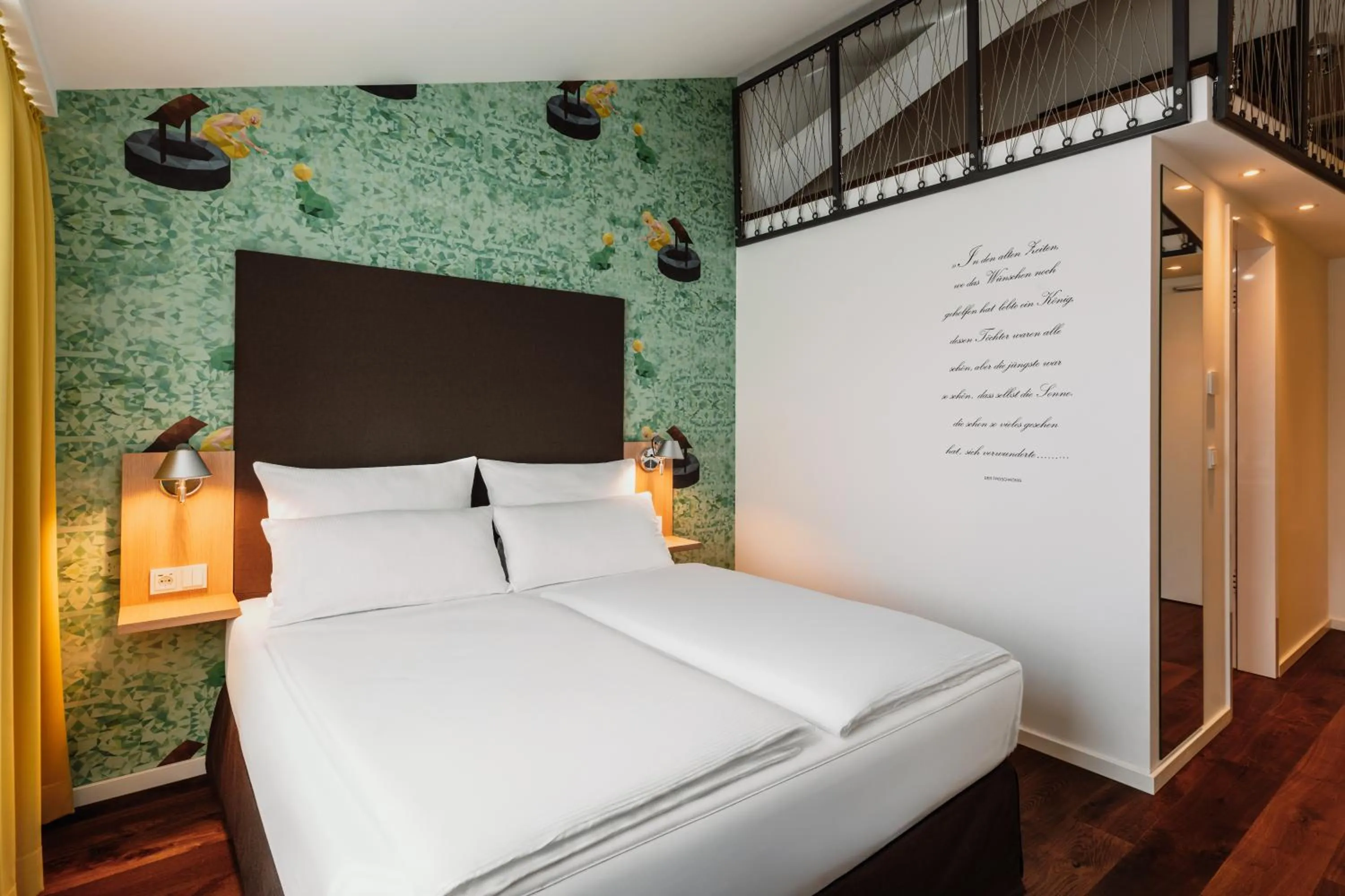 Bed in Grimms Hotel Hanau