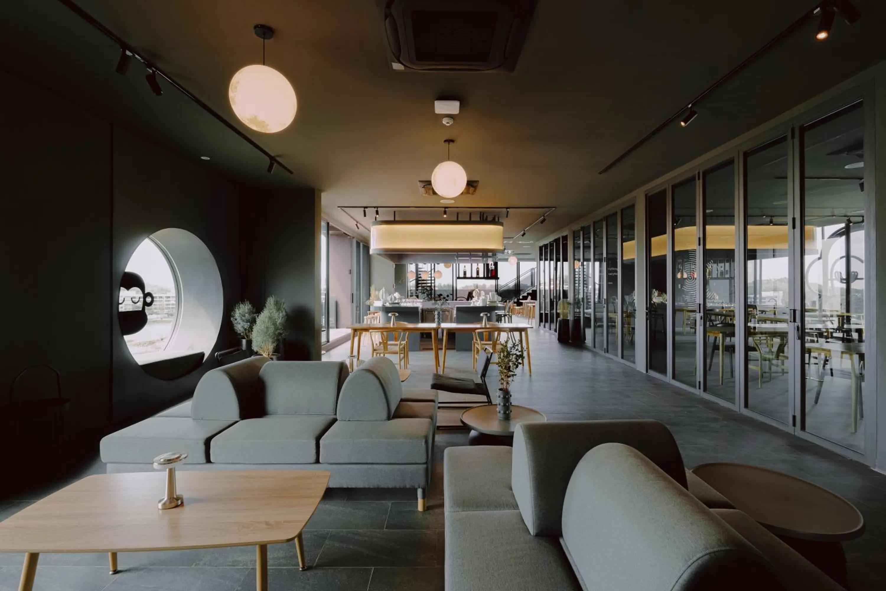 Restaurant/places to eat in Blu Monkey Hub and Hotel Laguna, Bangtao Phuket