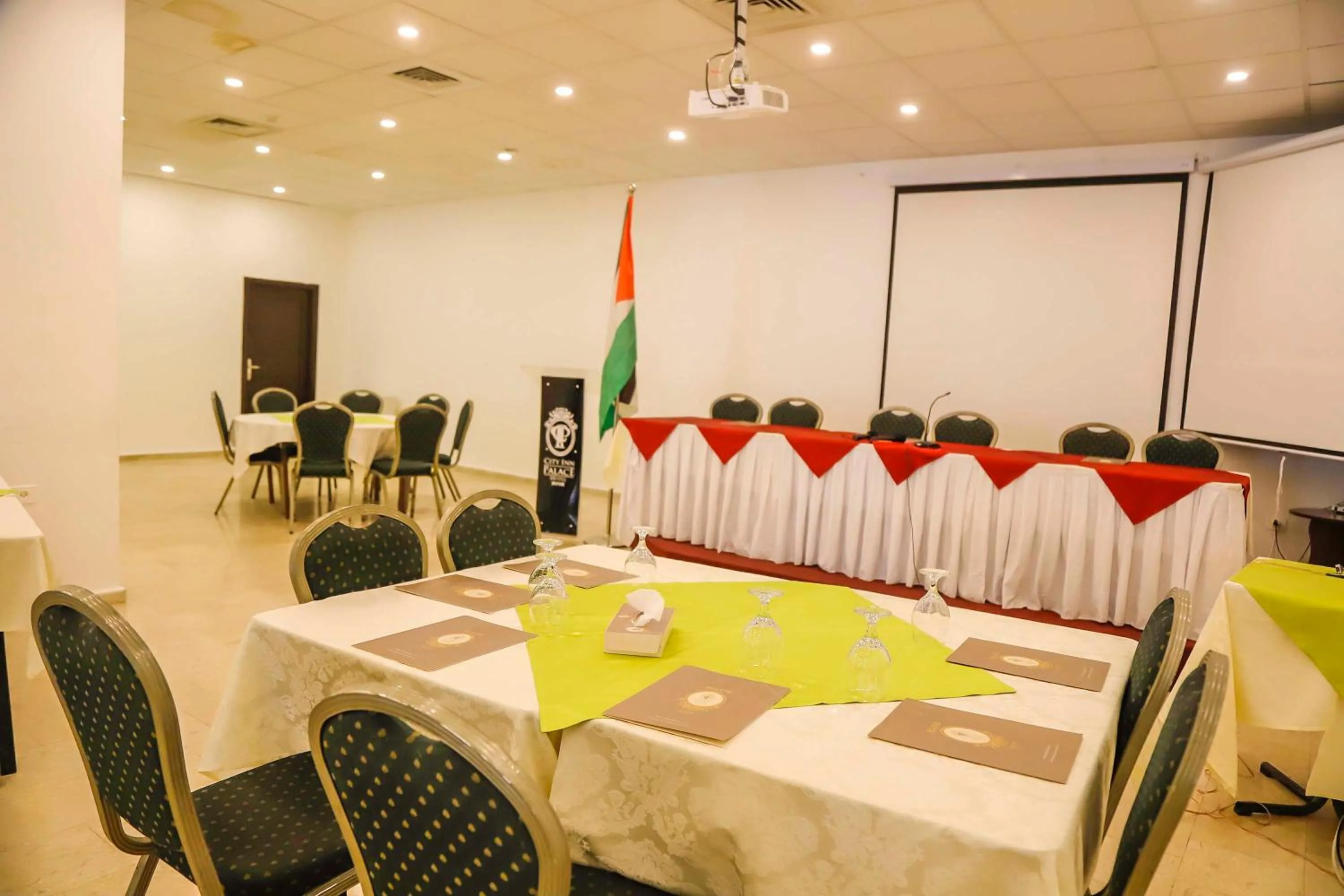 Meeting/conference room in City Inn Palace Hotel