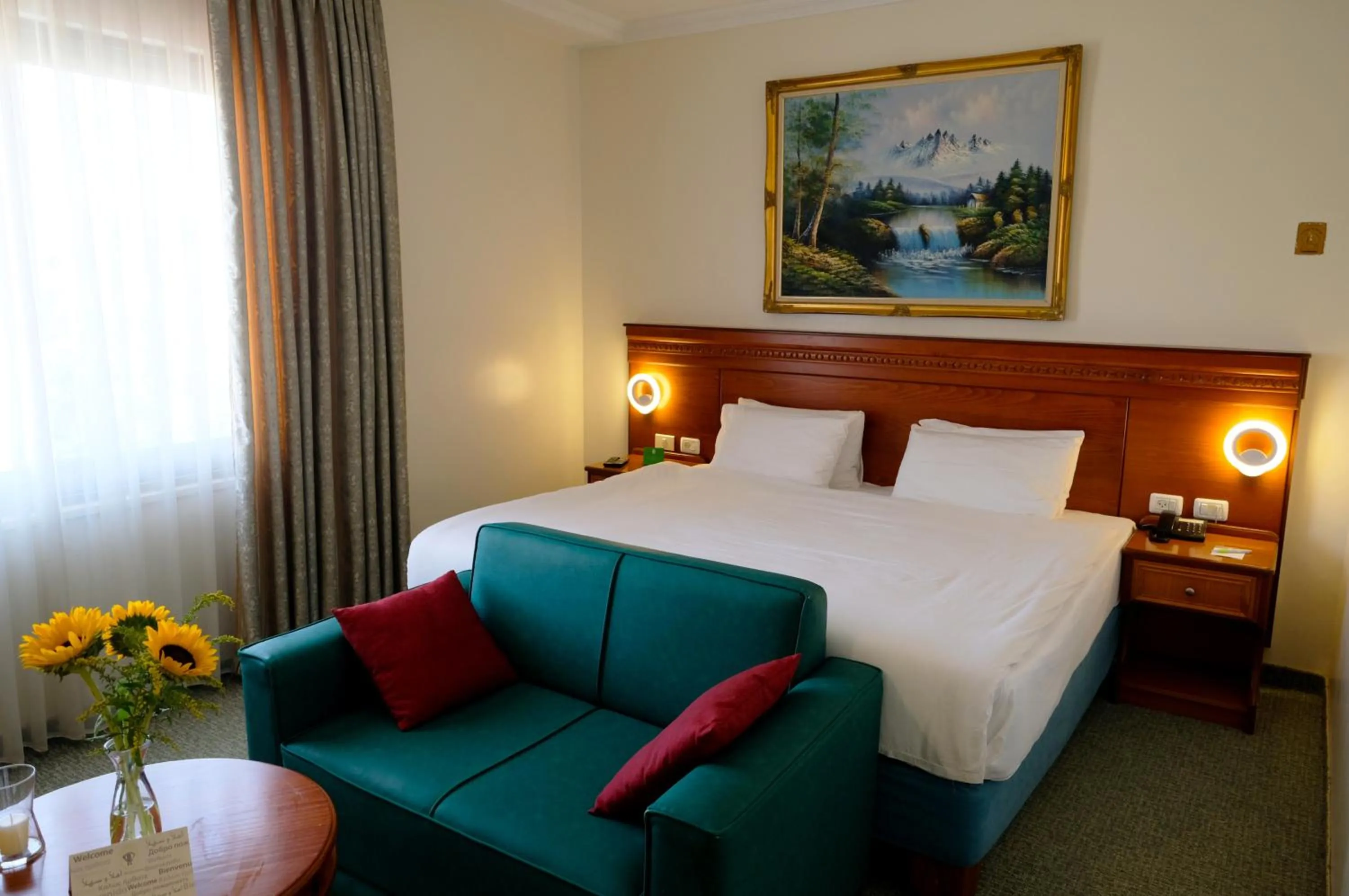 Photo of the whole room, Bed in City Inn Palace Hotel