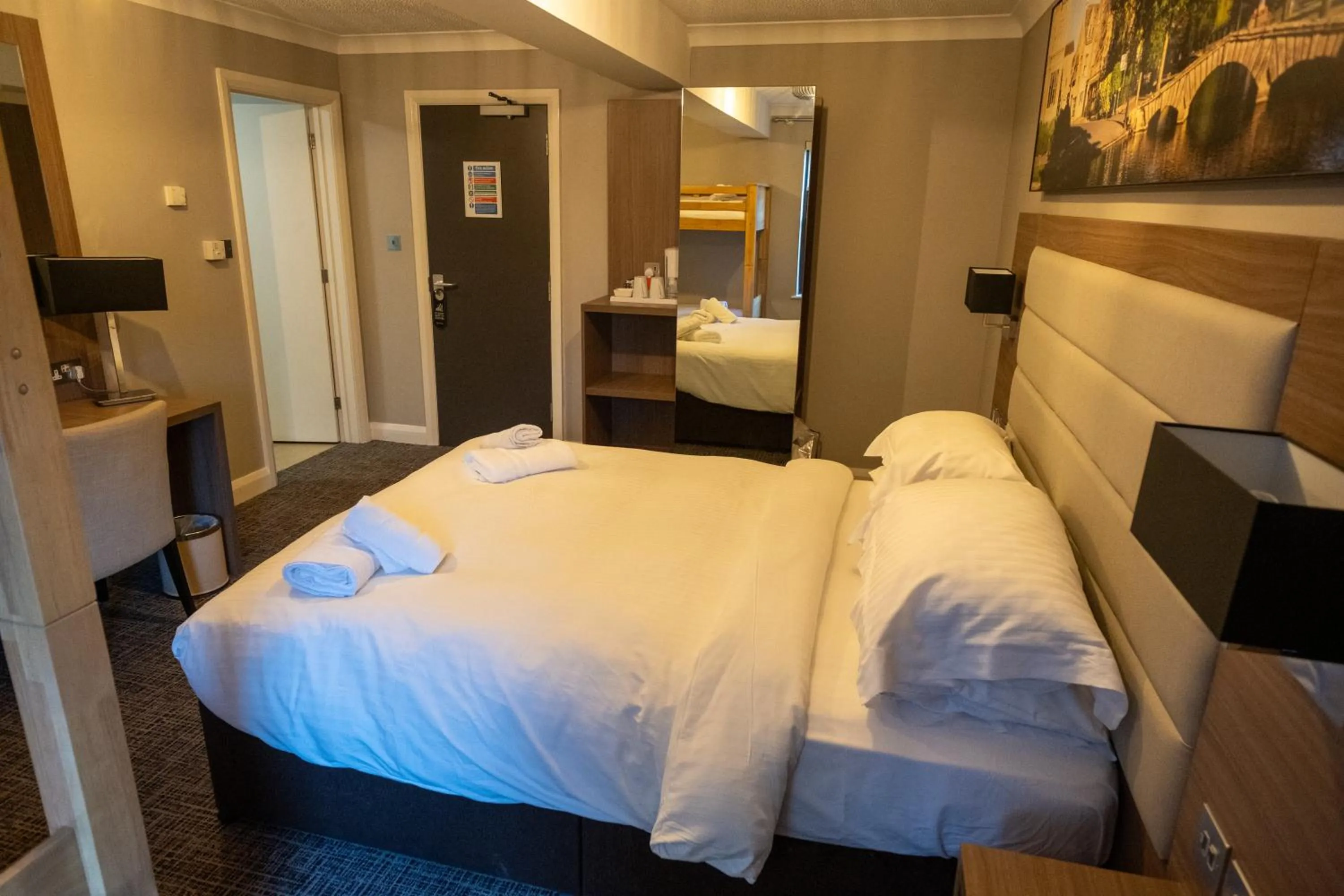 Photo of the whole room, Bed in Riverside Hotel