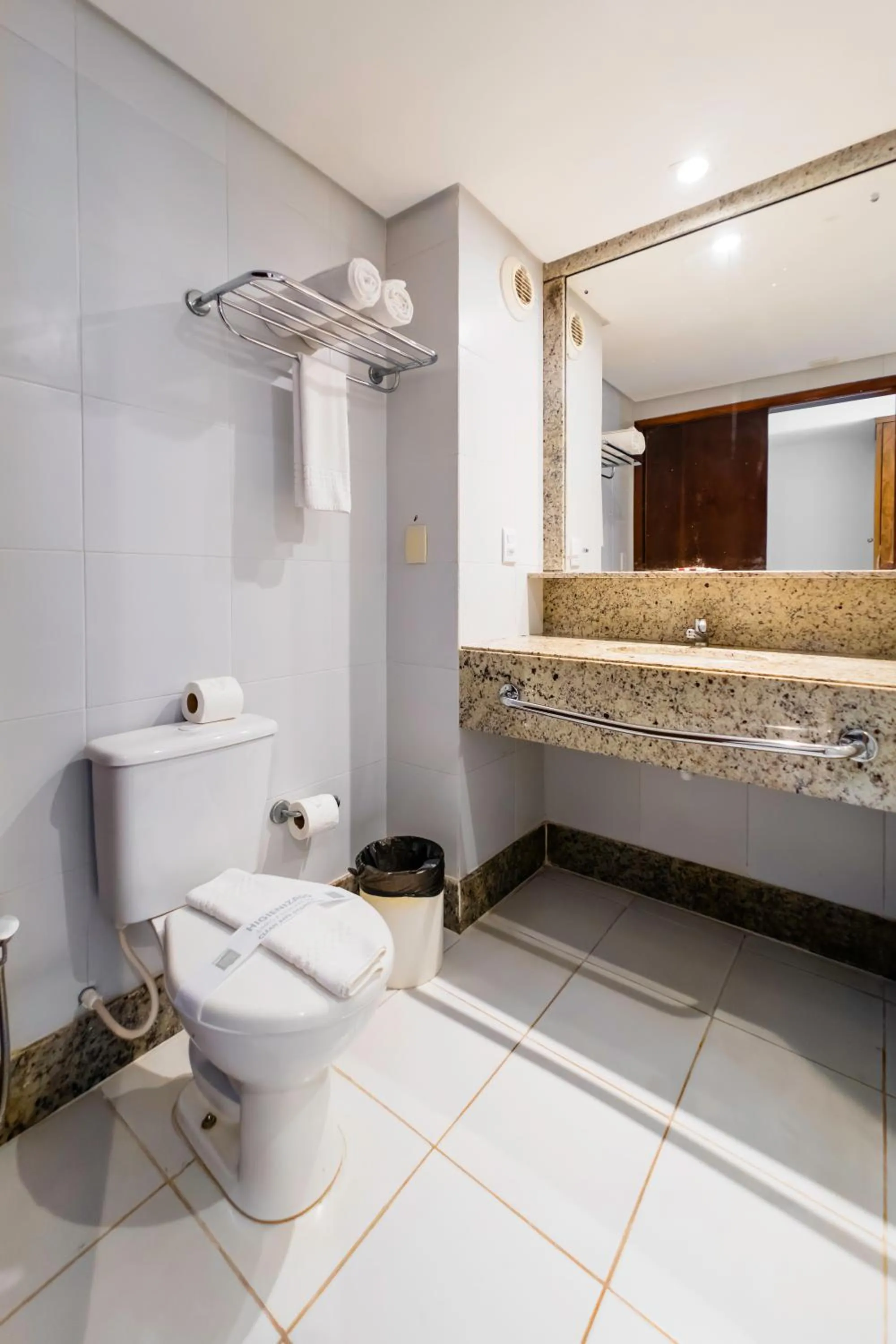 Bathroom in Porto Suítes Natal Hotel