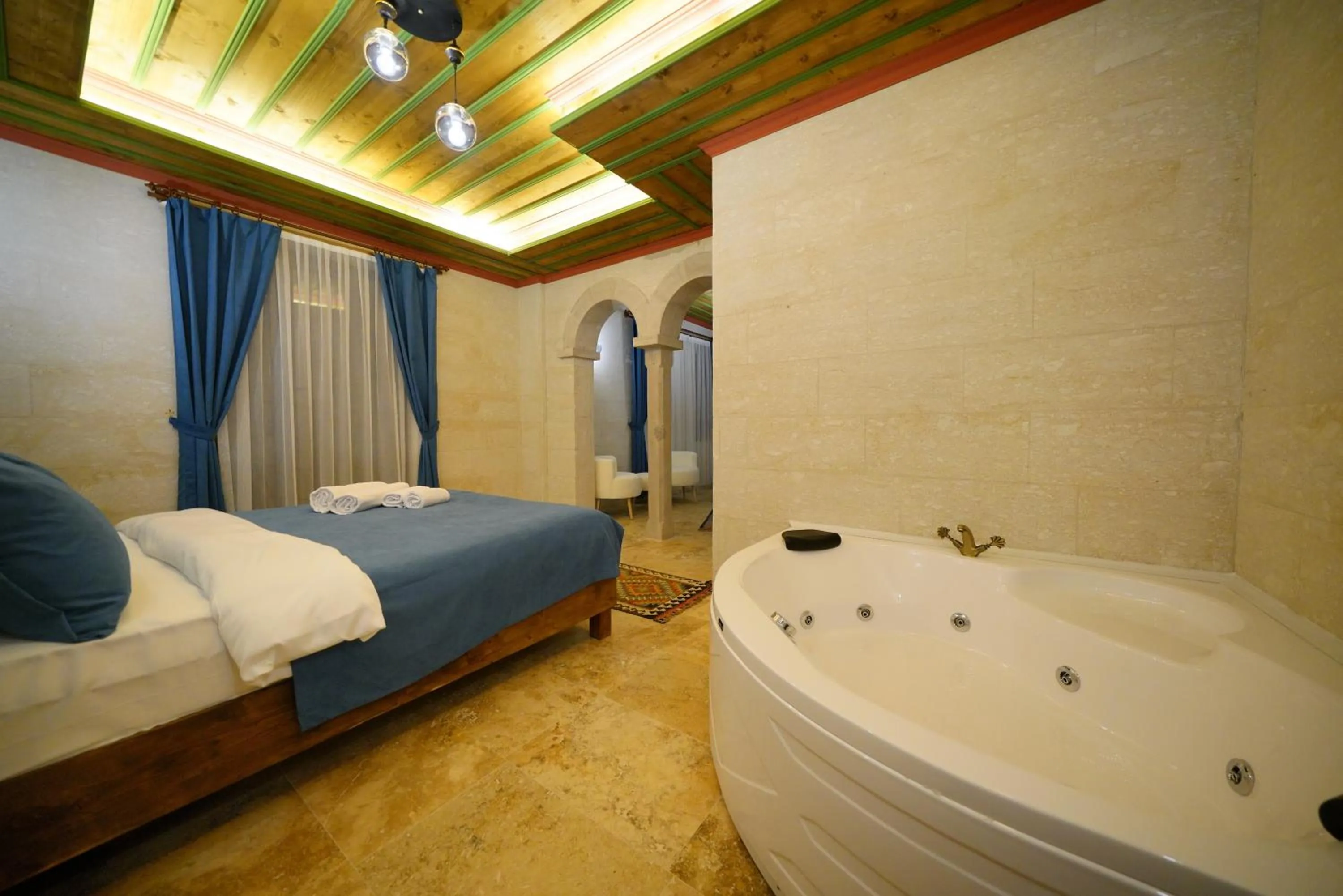 Bed in Mayda Cappadocia