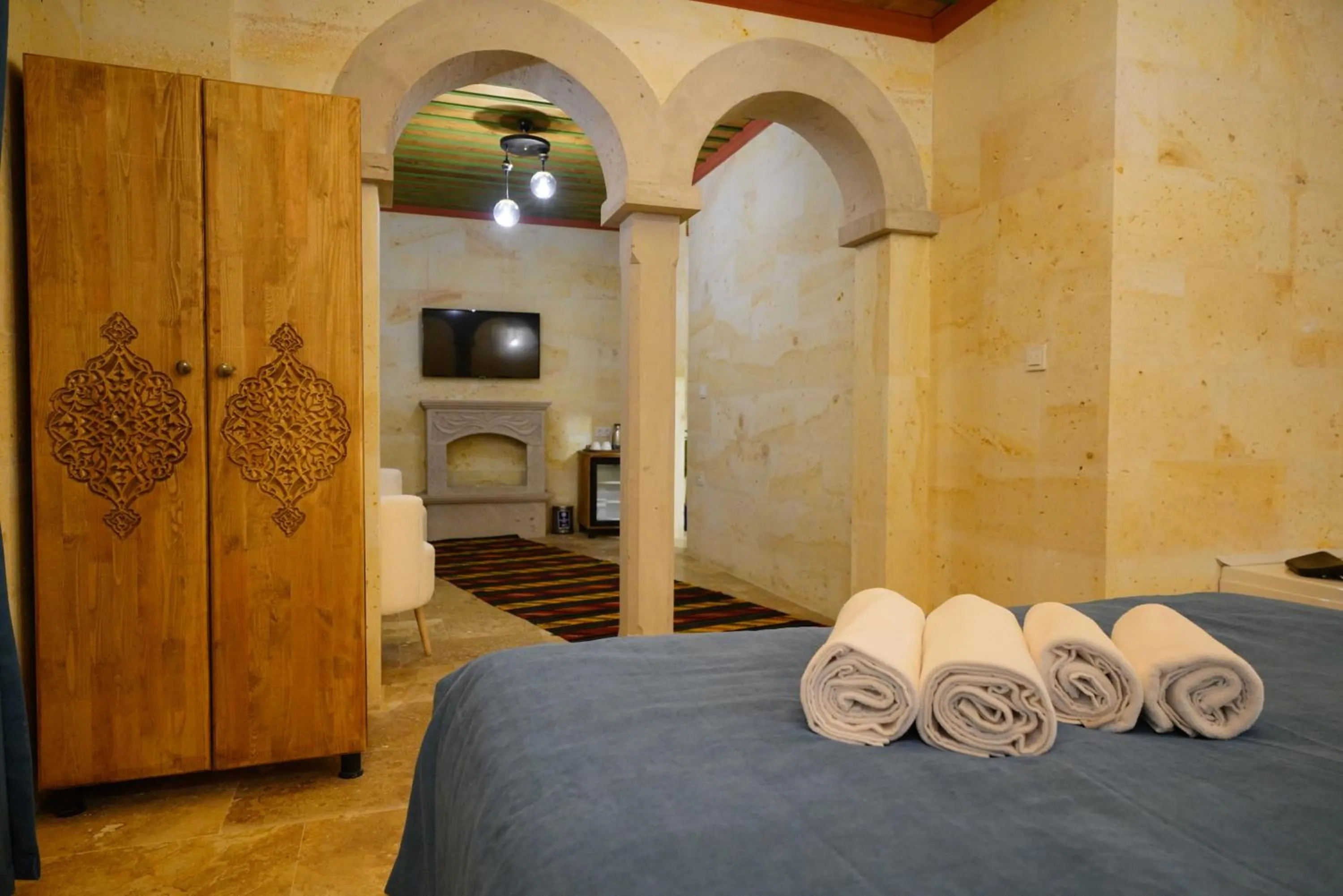 Bed in Mayda Cappadocia