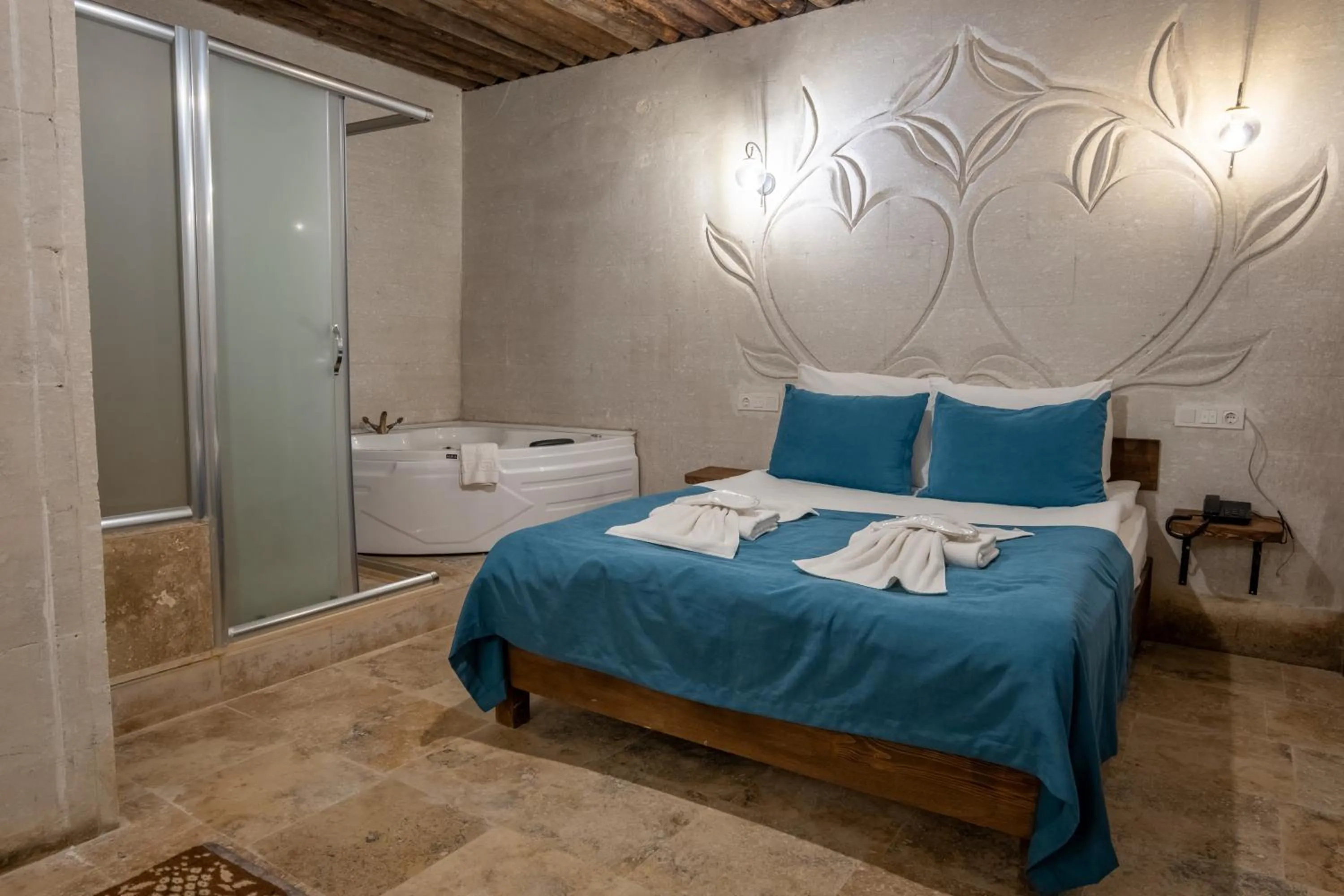 Bed in Mayda Cappadocia