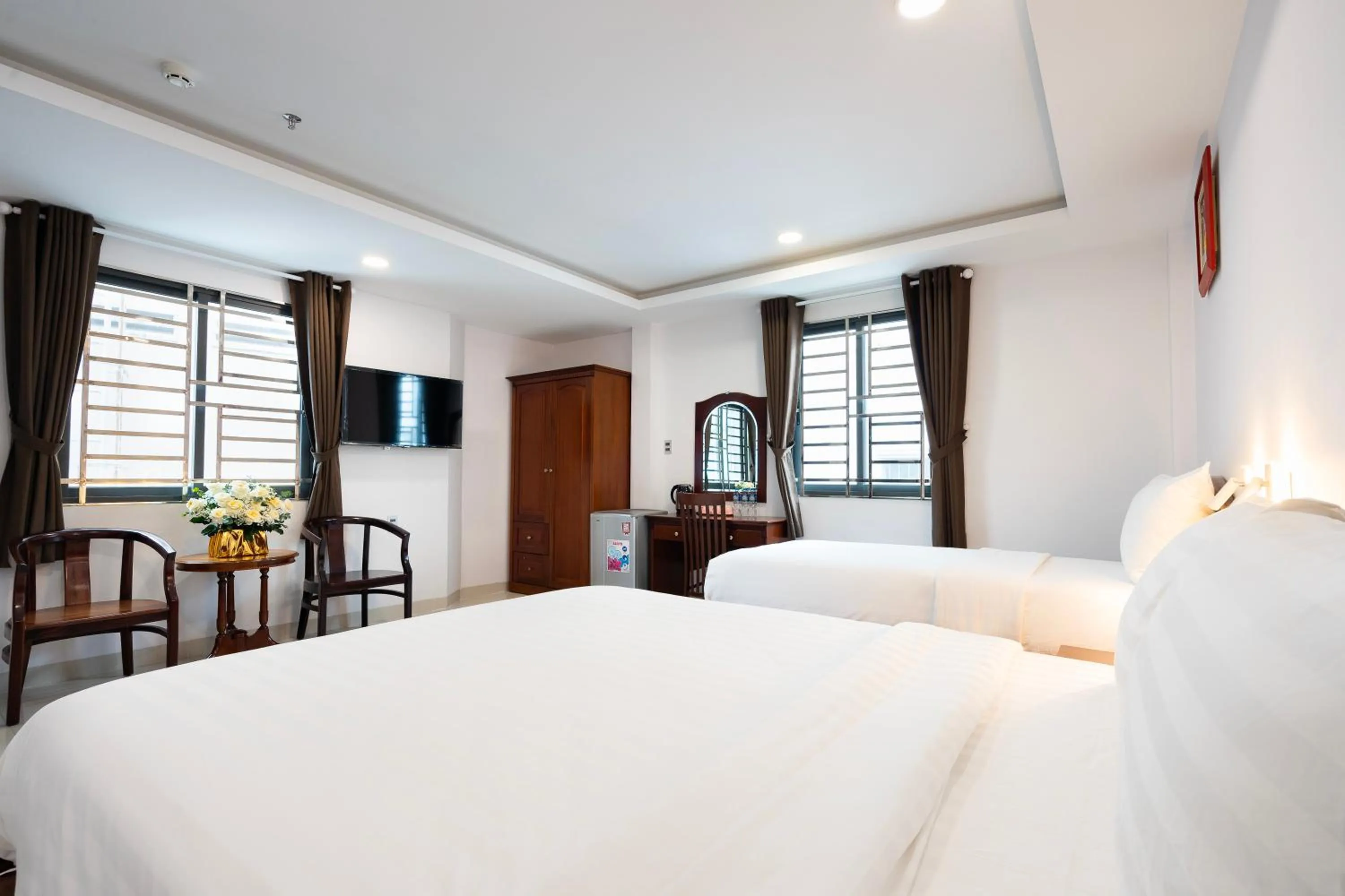 TV and multimedia, Bed in Hoang Luxury Hotel Dist 1 Ho Chi Minh
