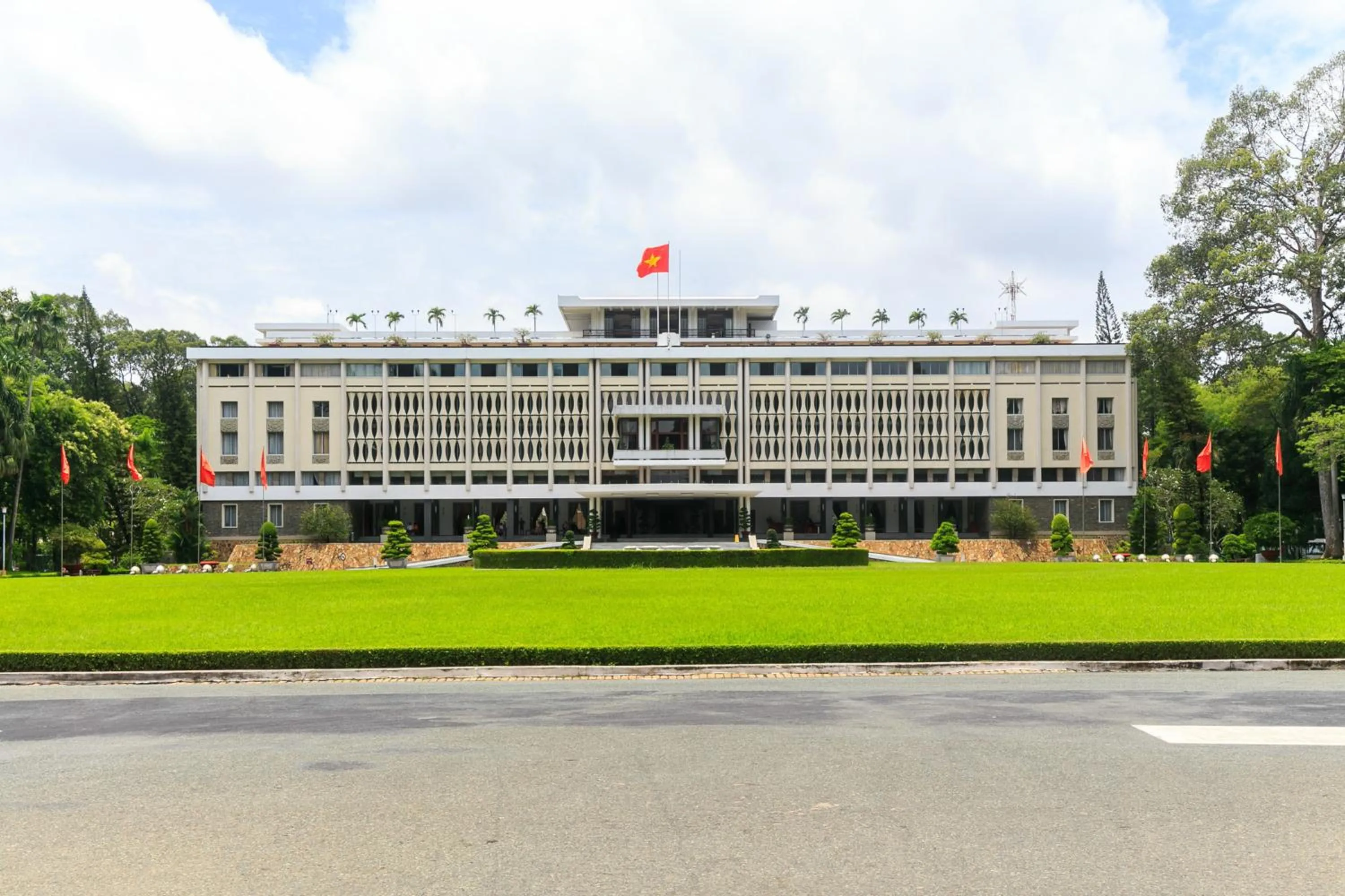 Nearby landmark in Hoang Luxury Hotel Dist 1 Ho Chi Minh