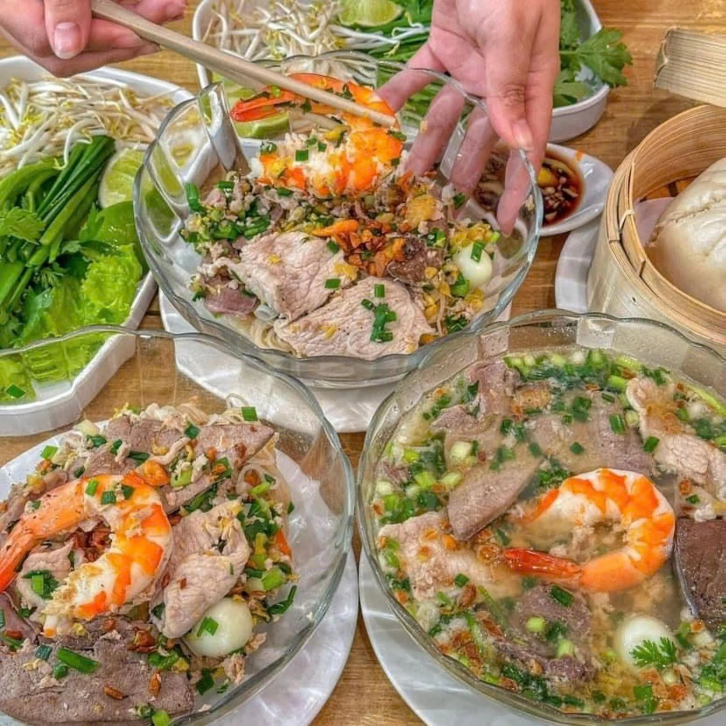 Food and drinks in Hoang Luxury Hotel Dist 1 Ho Chi Minh