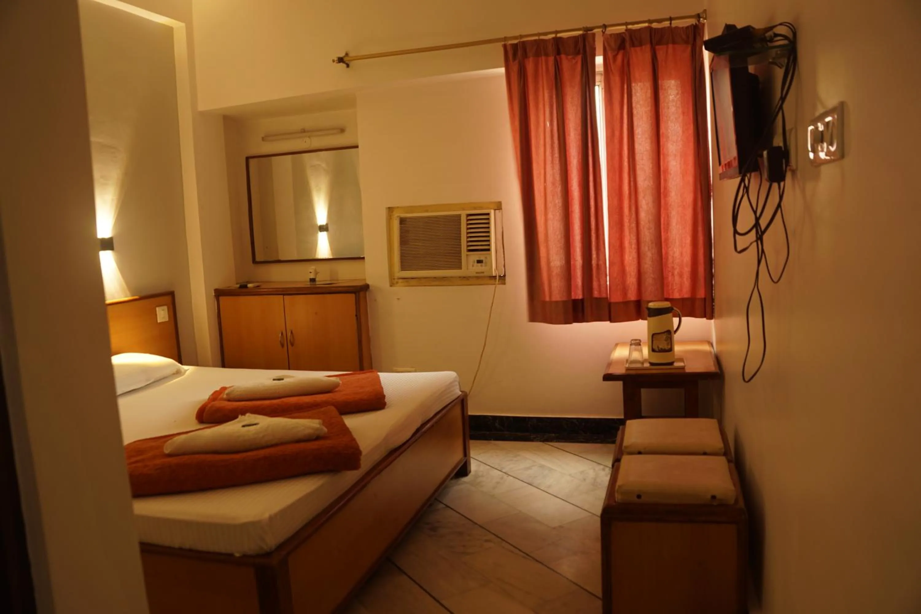 Bed in Subhash Hotel