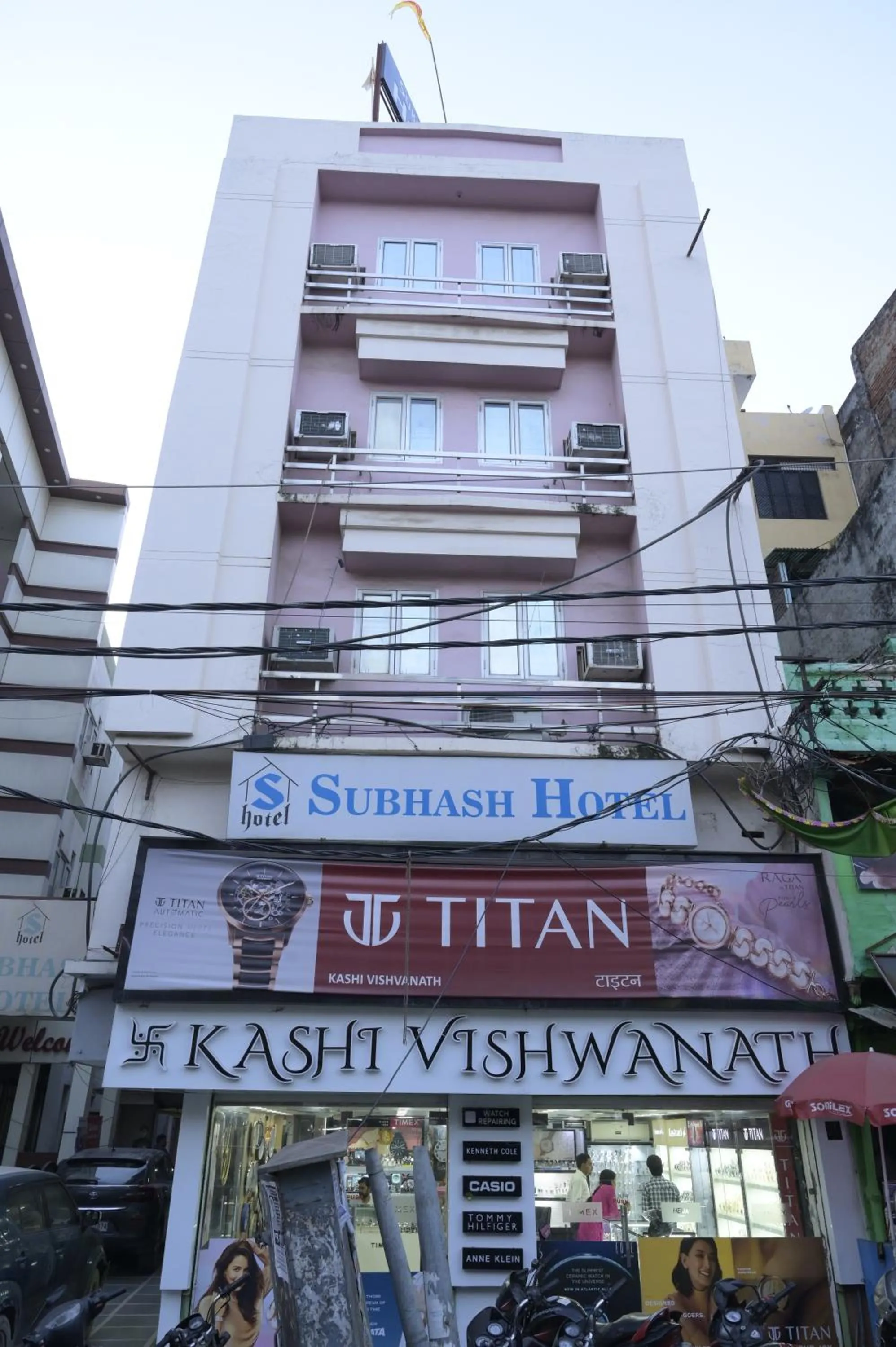 Property building in Subhash Hotel