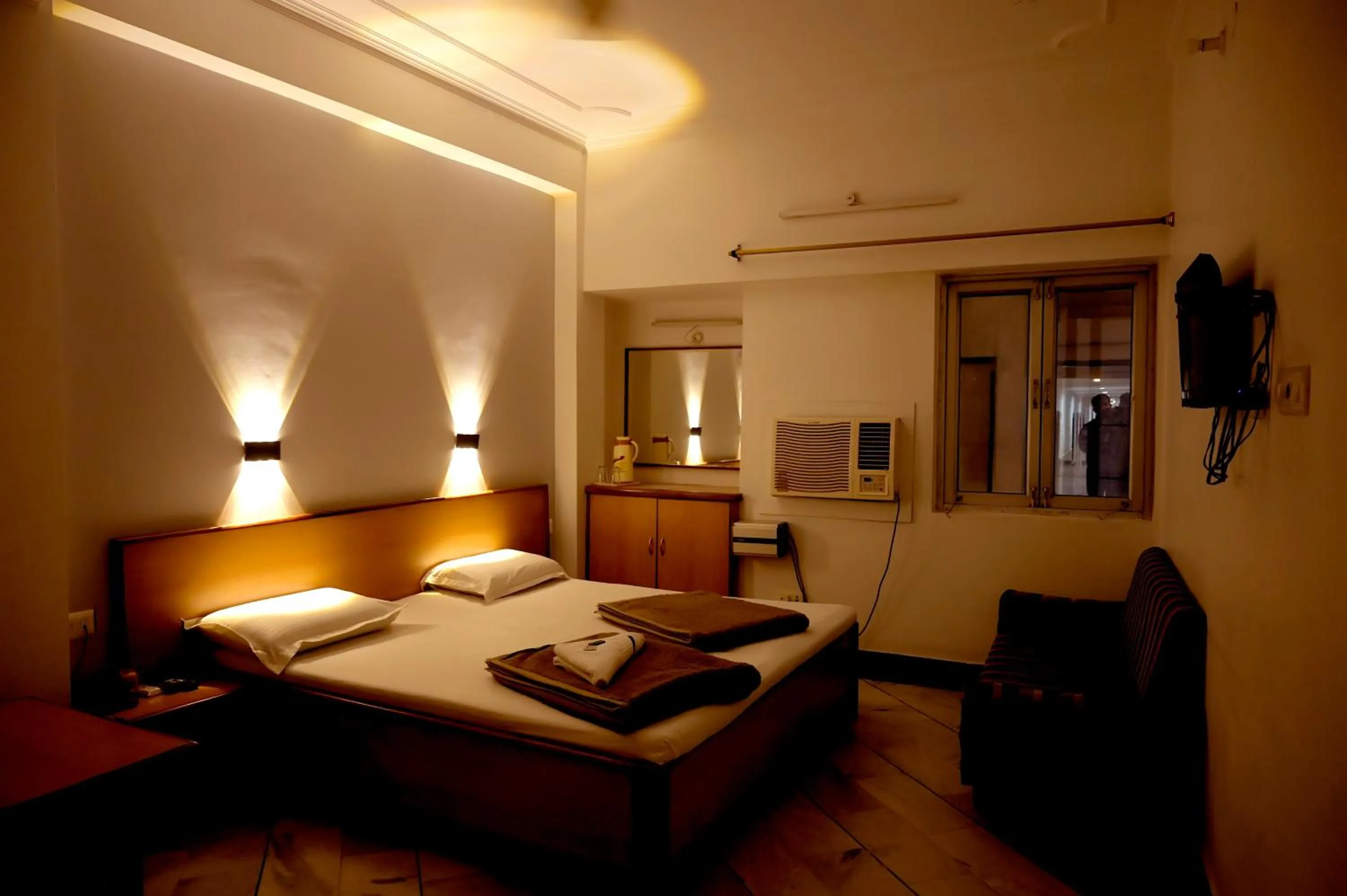 Bed in Subhash Hotel