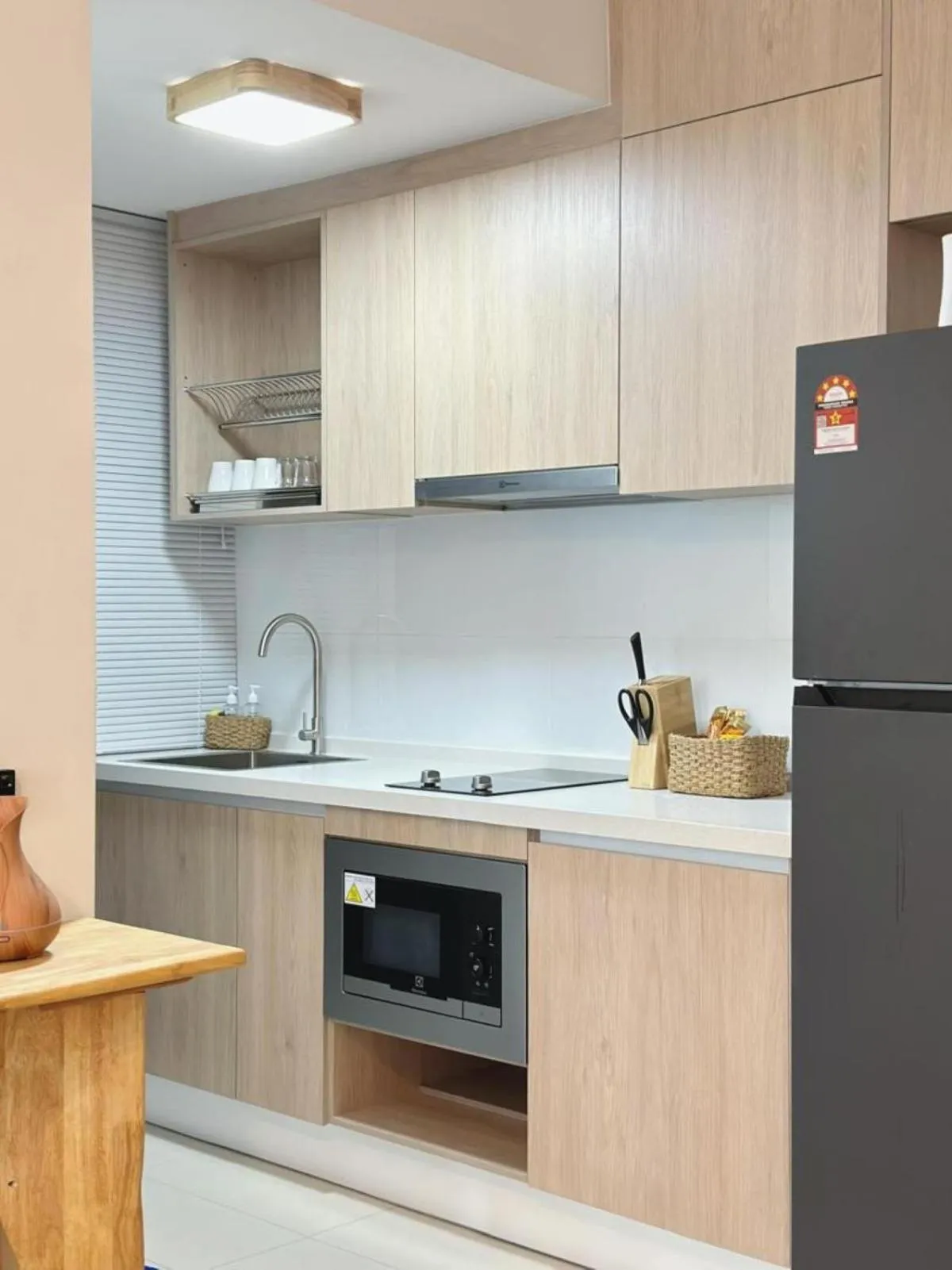 Kitchen or kitchenette in SplashMania Gamuda Cove