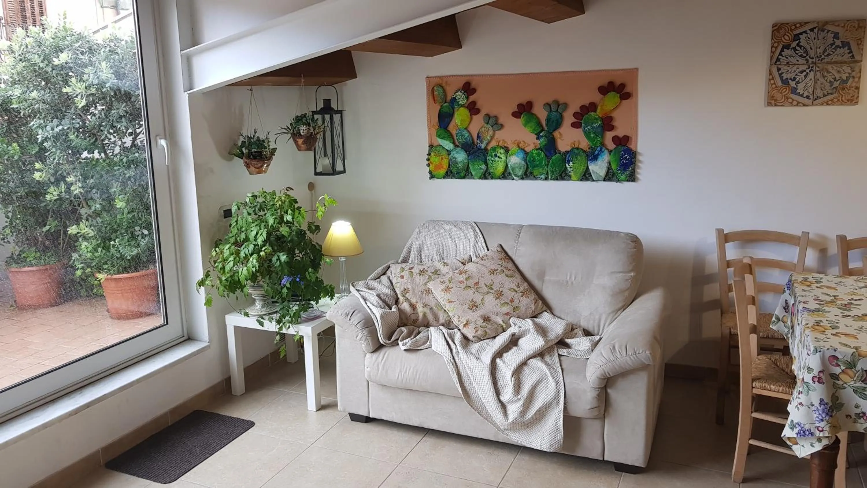 Communal lounge/ TV room in PalermiT'Amo